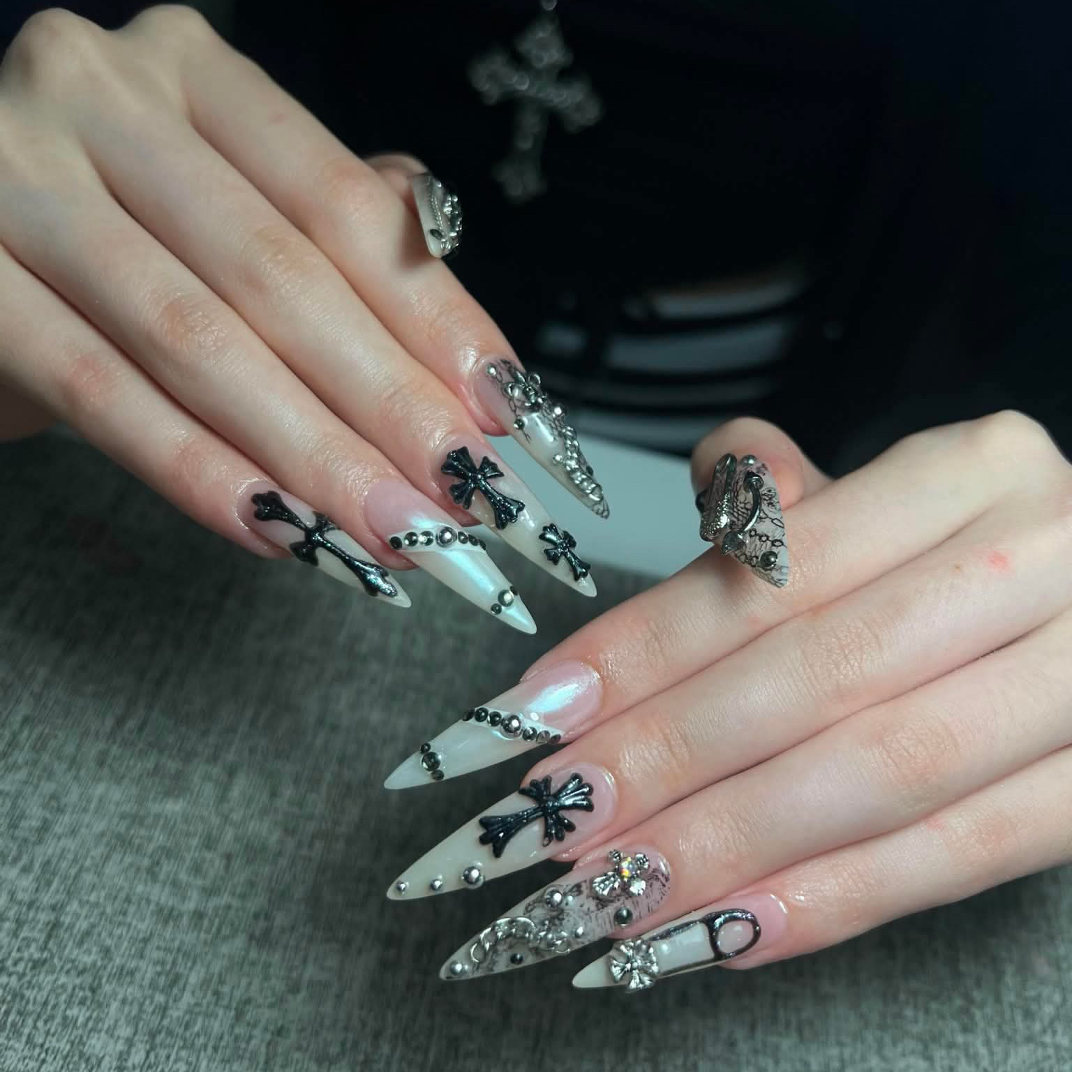 Hanchan_nail