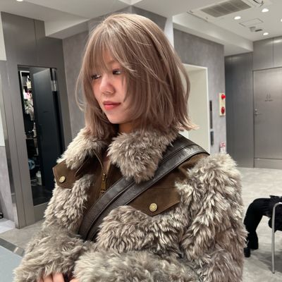 《ネイリー限定特別価格》
🤍レイヤーカット＋ケアブリーチ＋プレミアムケアカラー🤍