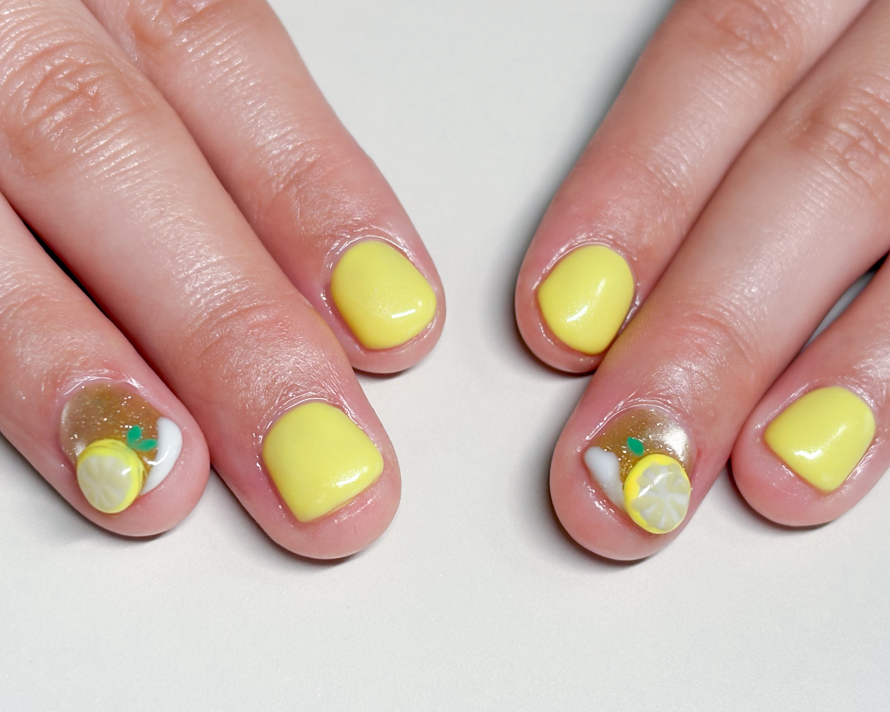 eclore_nail
