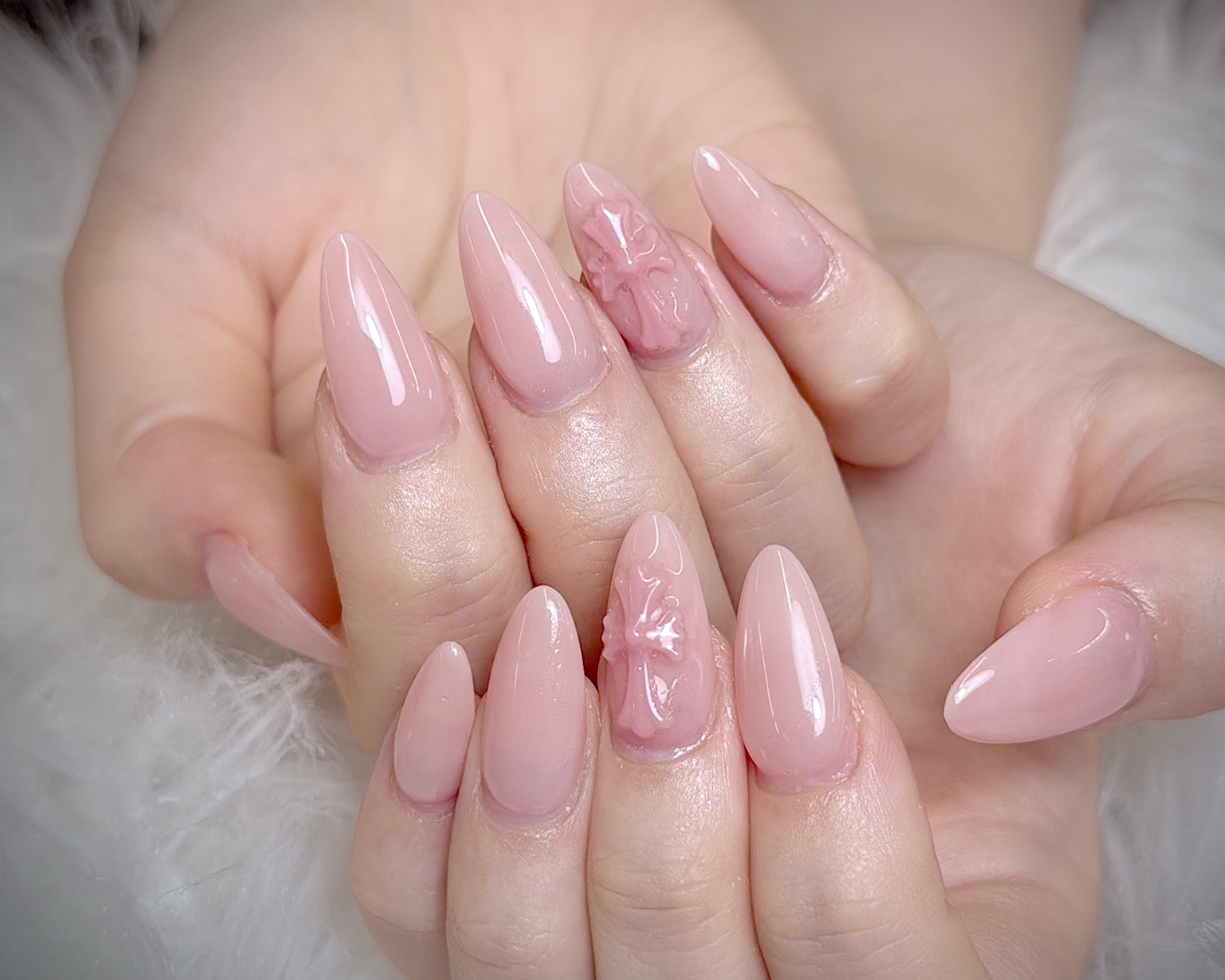 Vp1hue_nail