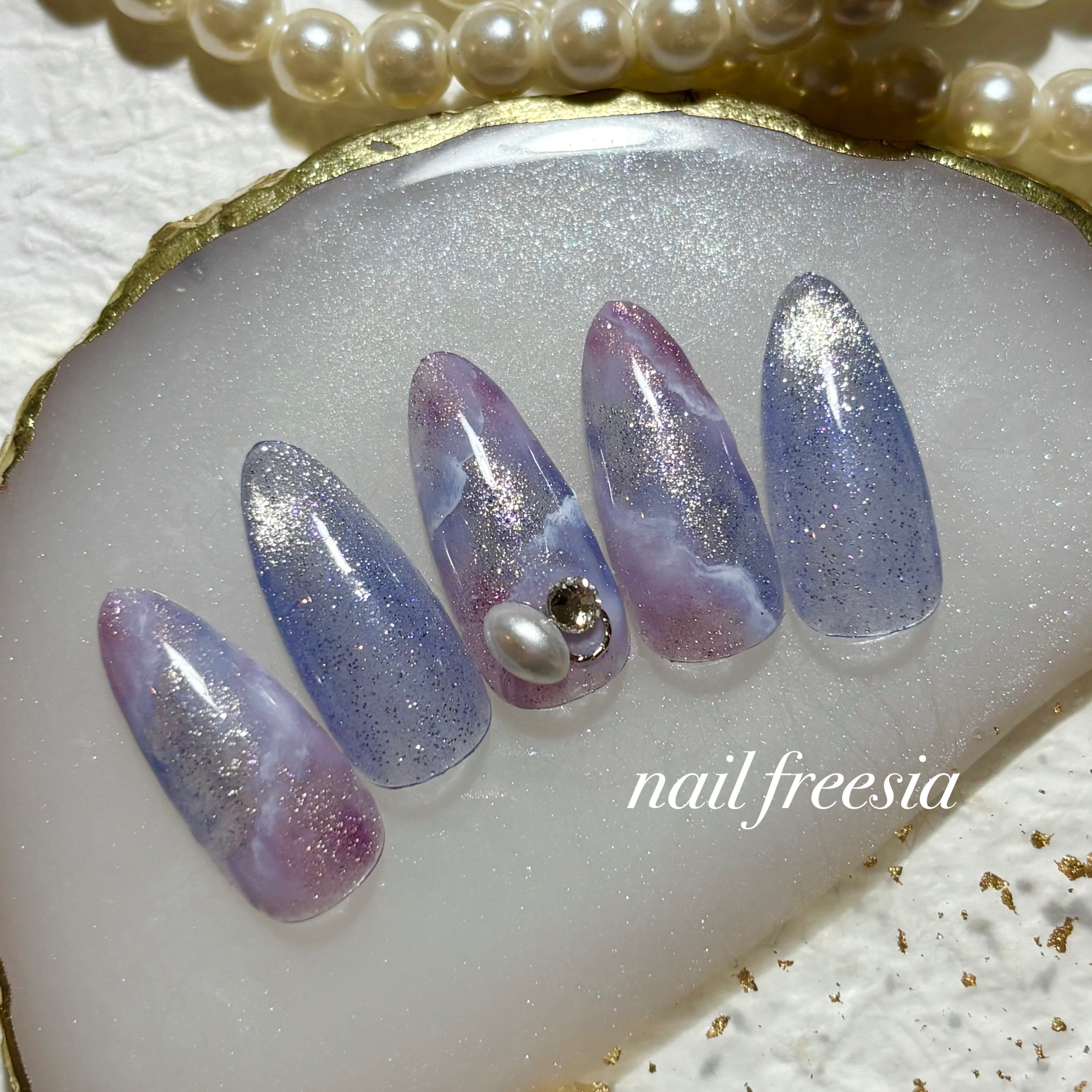 nail_freesia