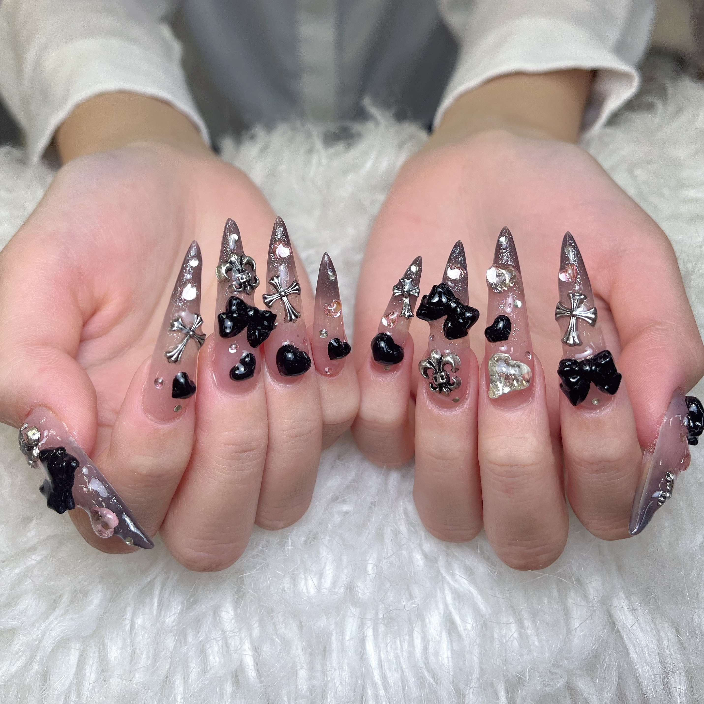 Nie_Nail_Yui