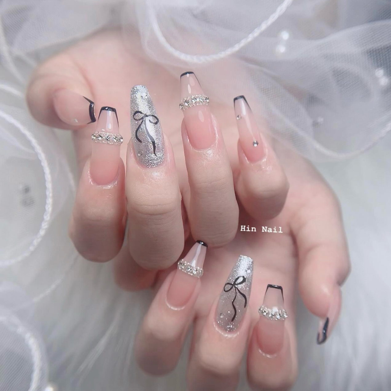 Hin_Nail