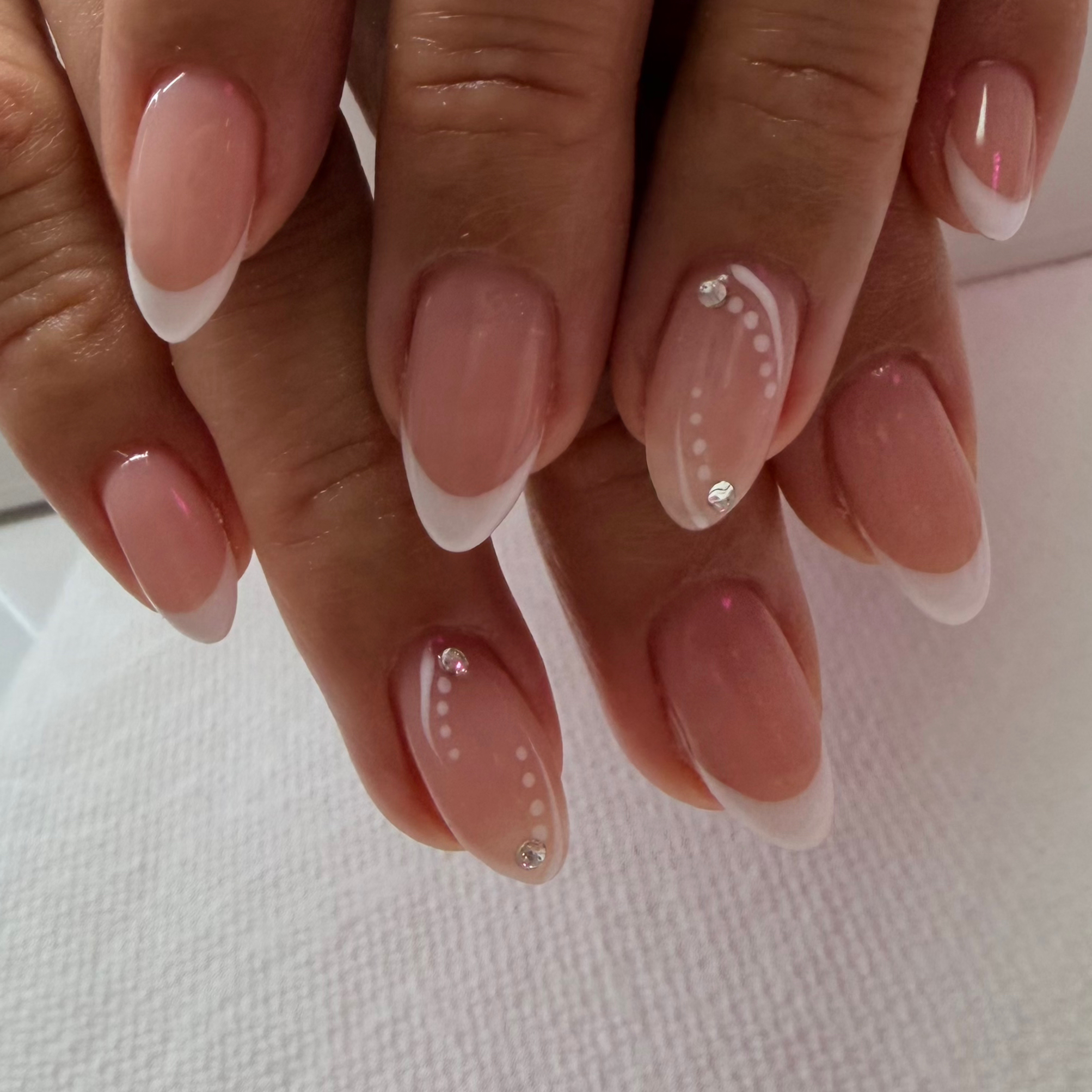THE.NAIL.BAR