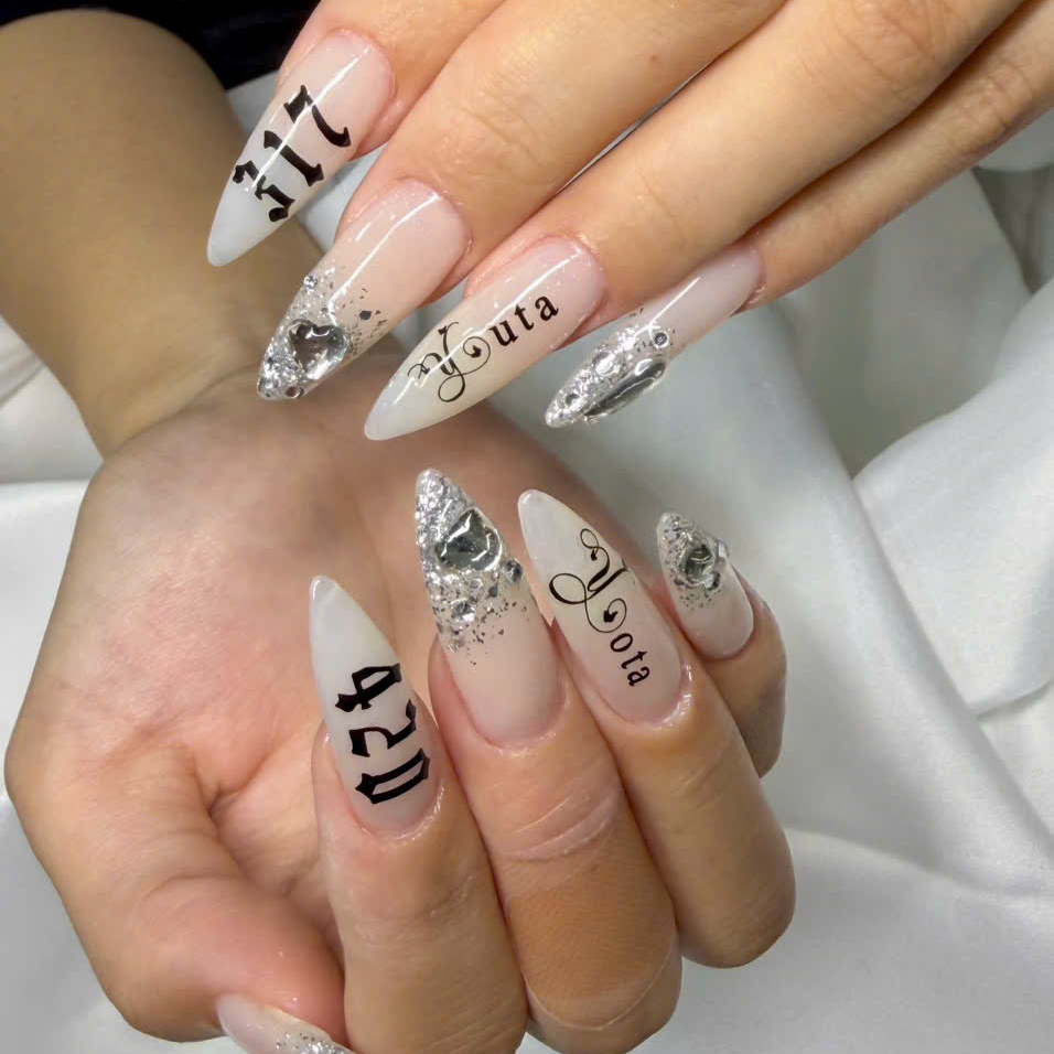 HAPPI_NAIL