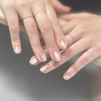 MaviePrivateNailSaln