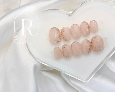 オーダーネイルチップ(チップ専用粘着シール付き) ￥15000