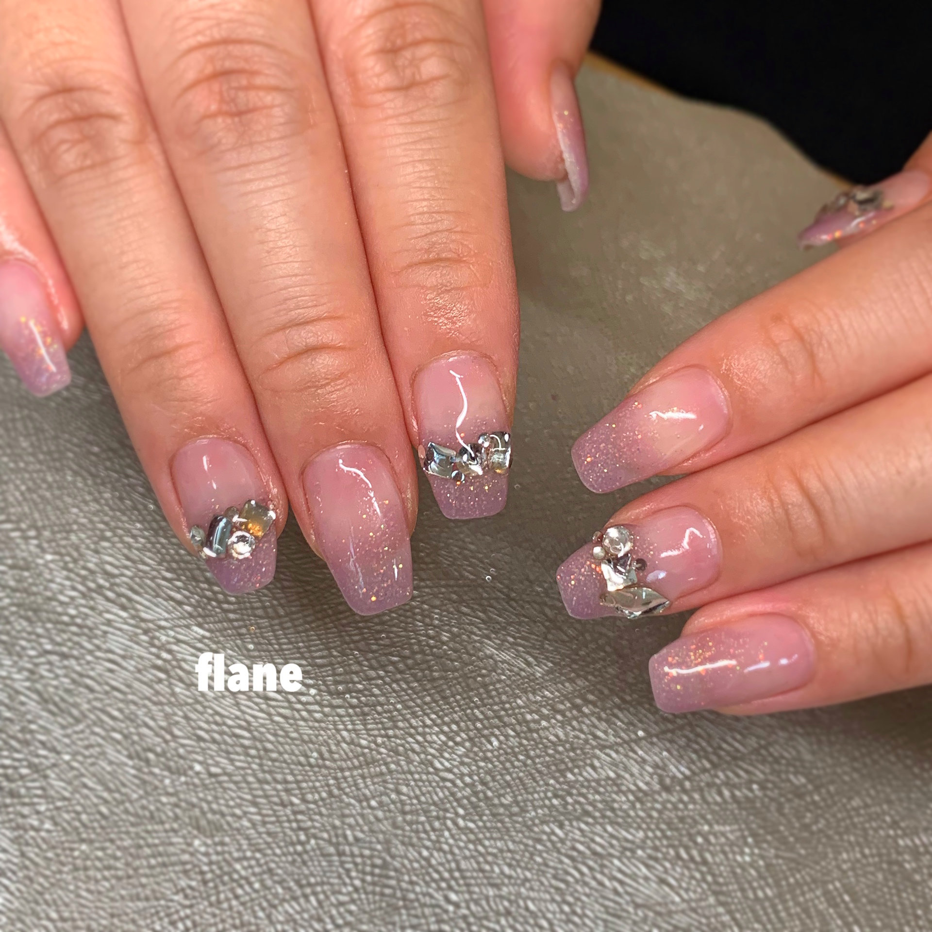 flane_nail