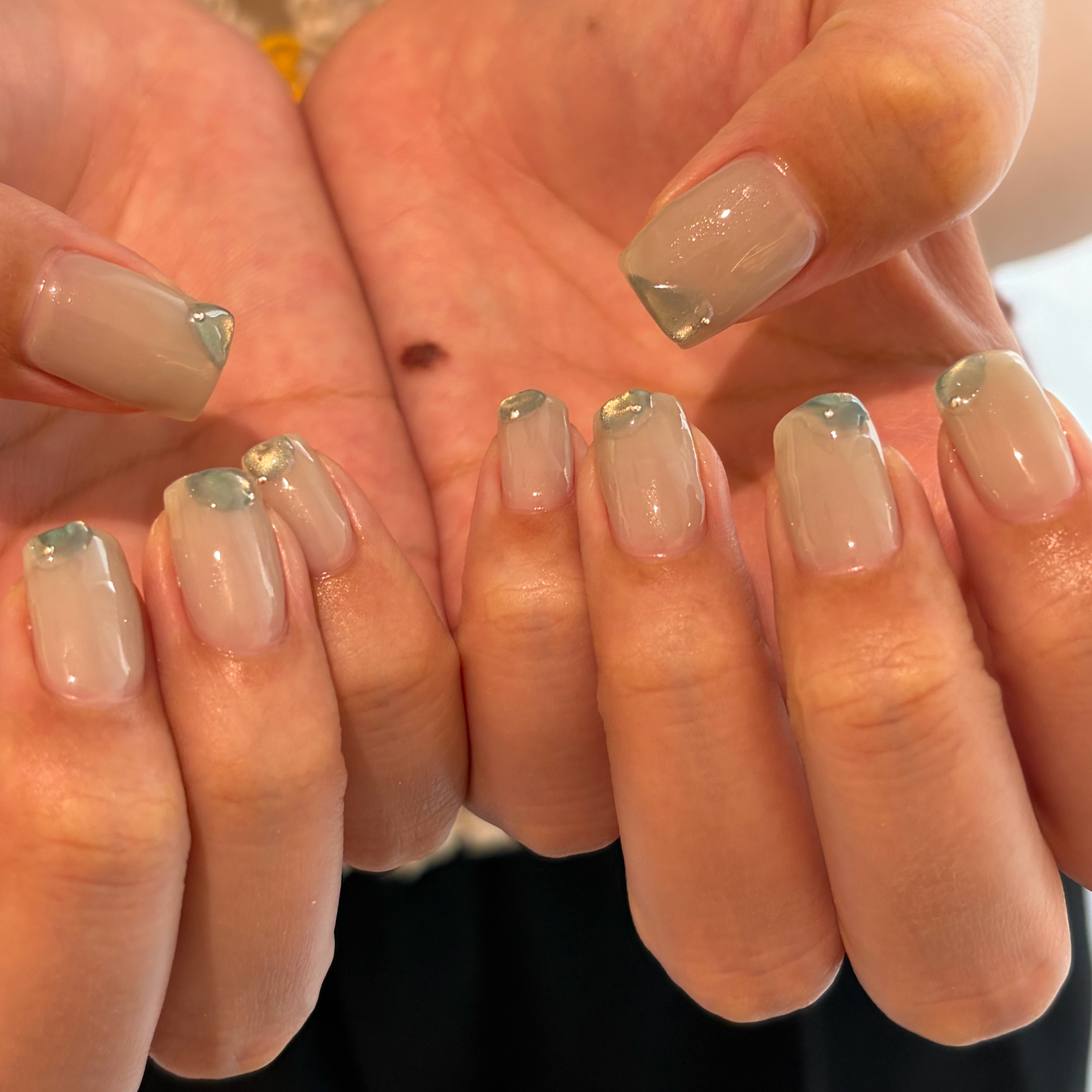 nail_hkr.