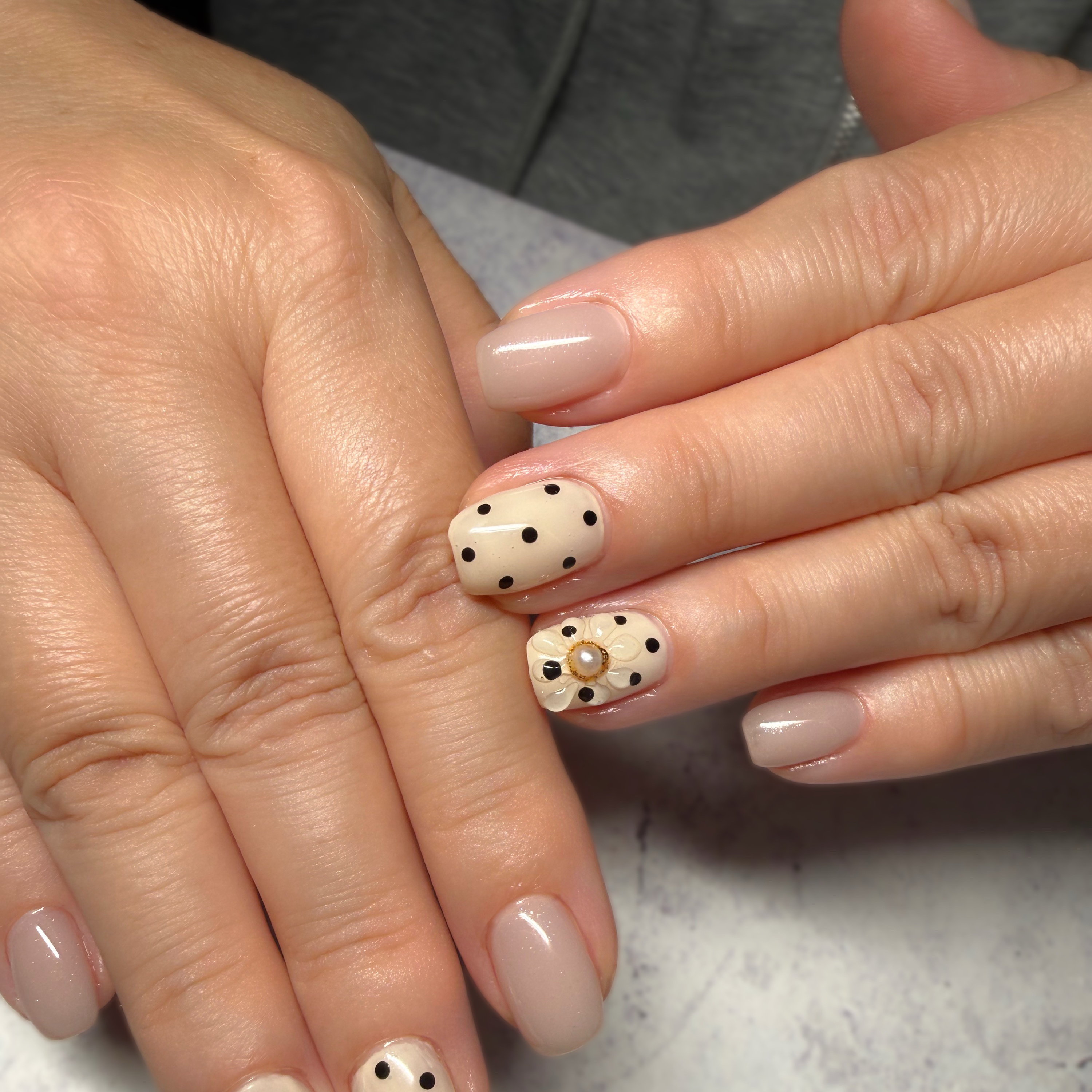 Nail975
