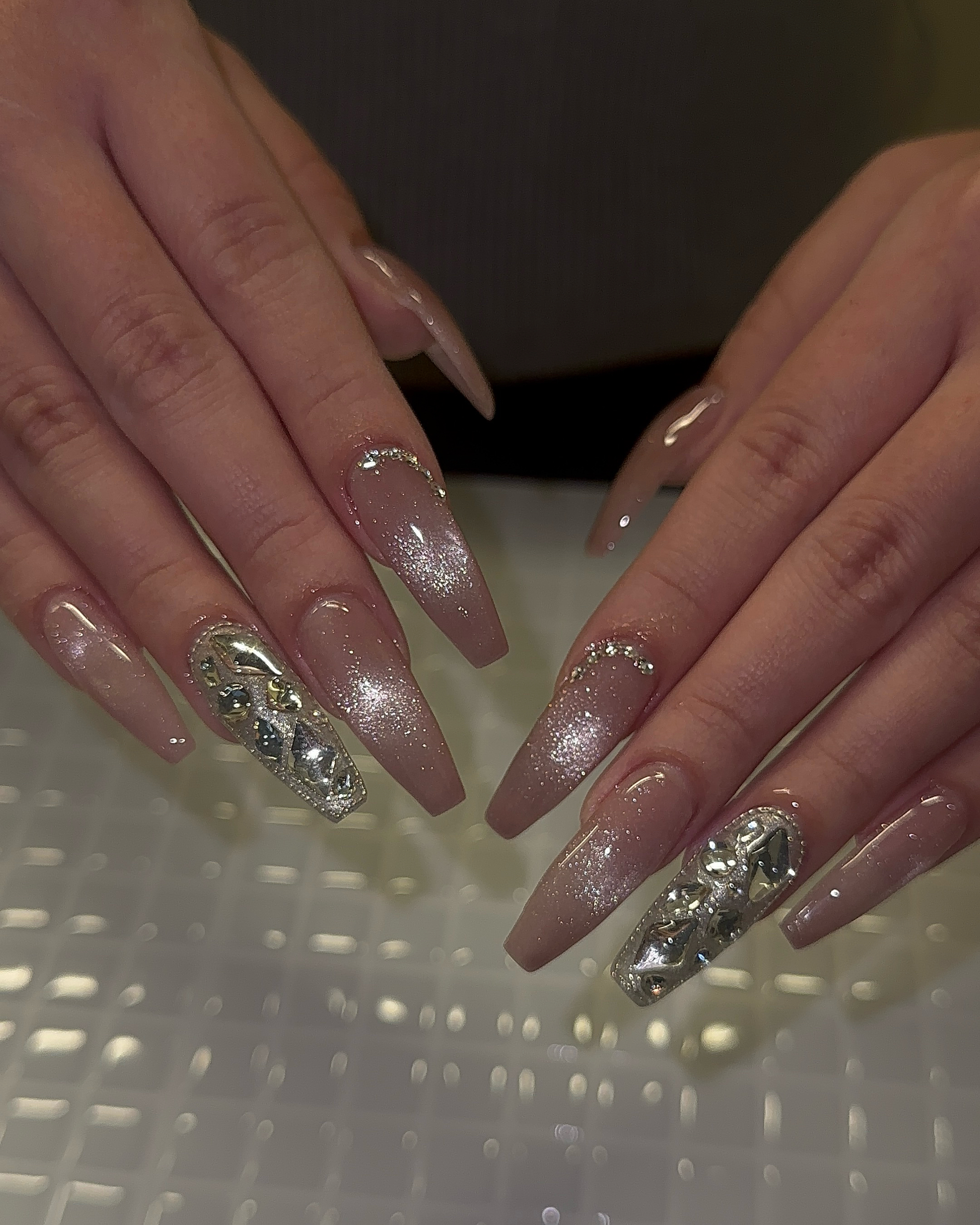 nail_hbk