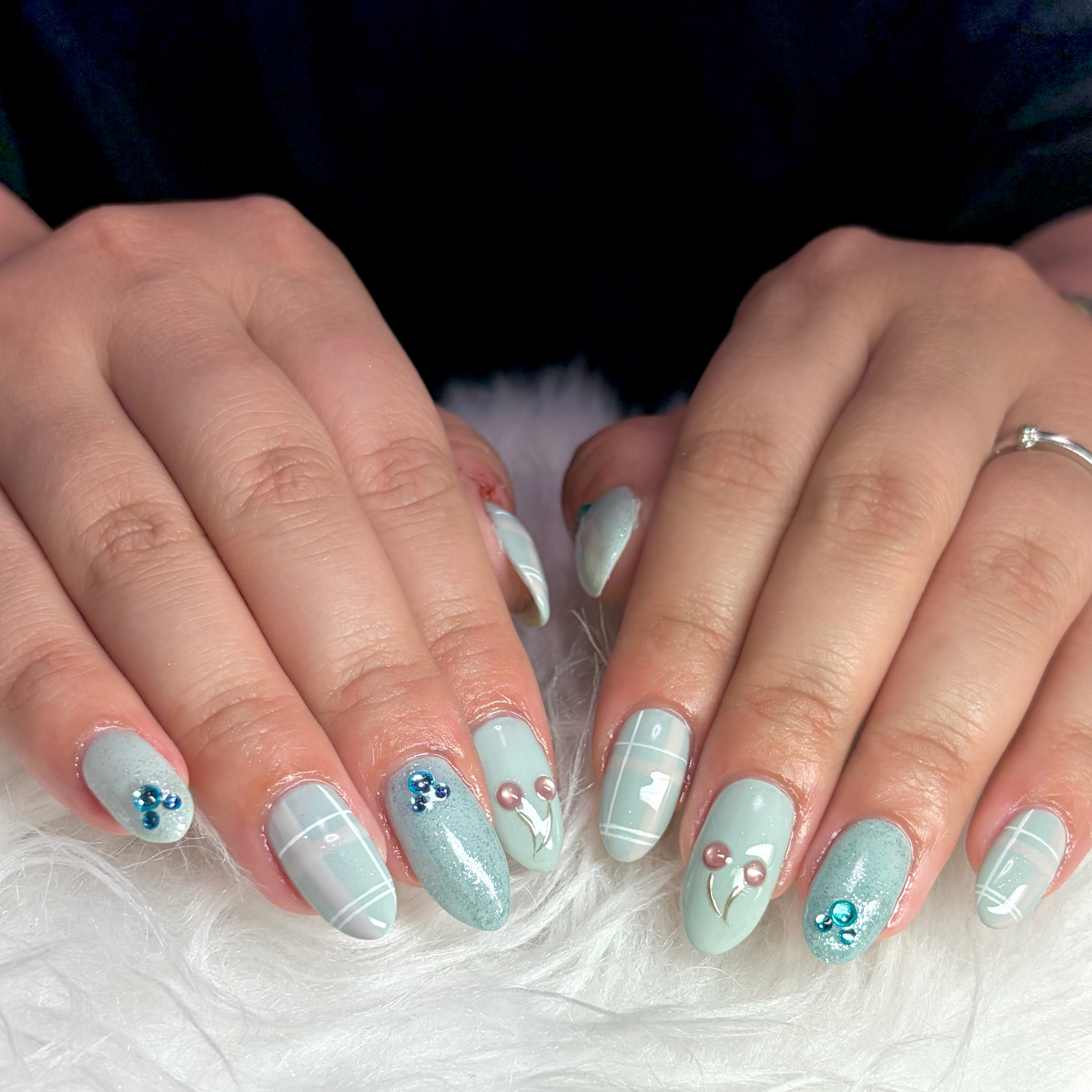 NailroomA