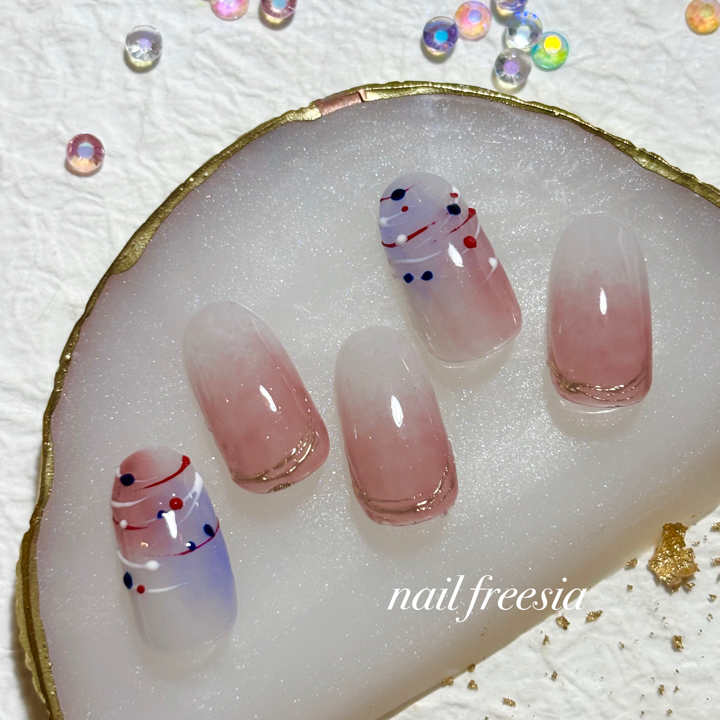 nail_freesia