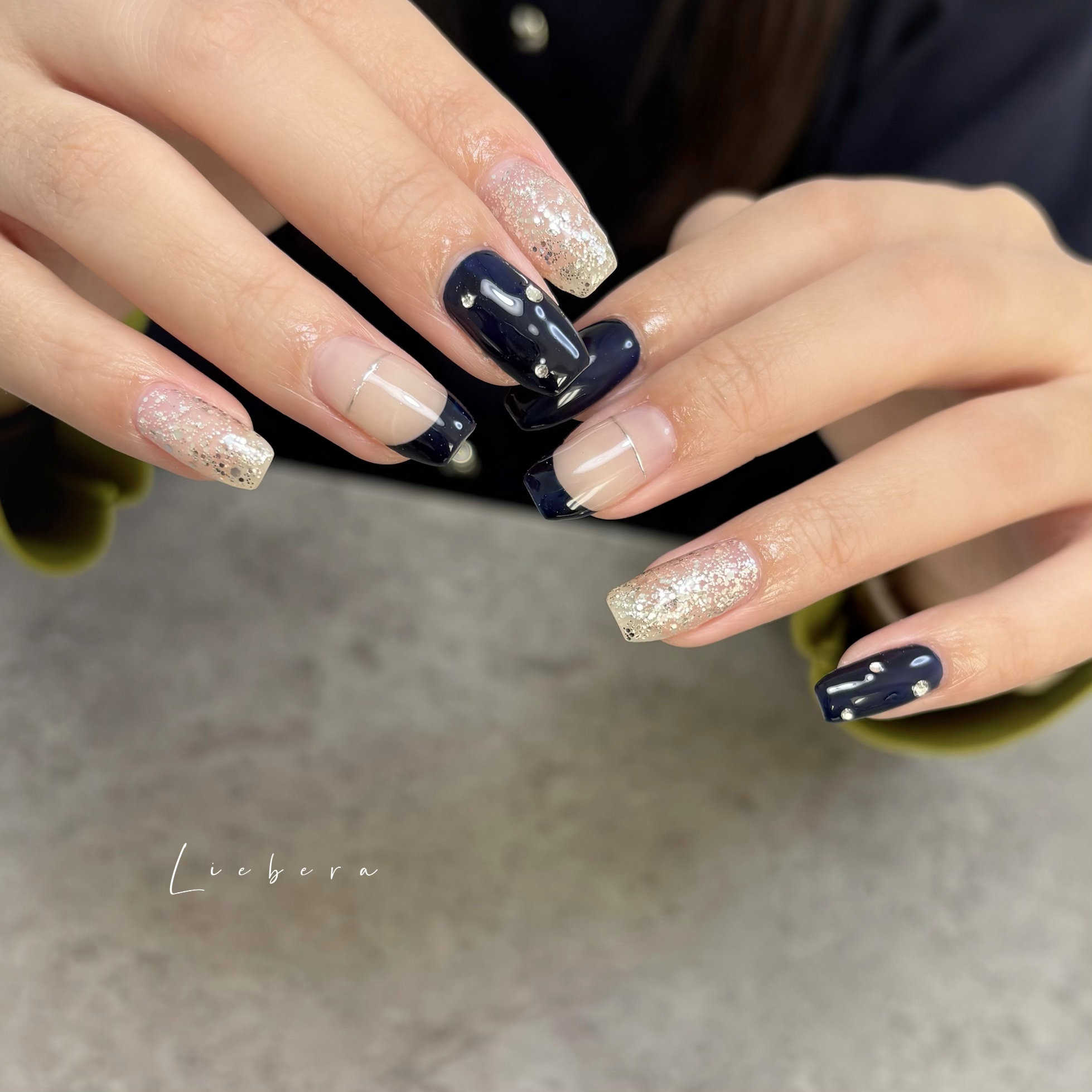 Liebera_akane