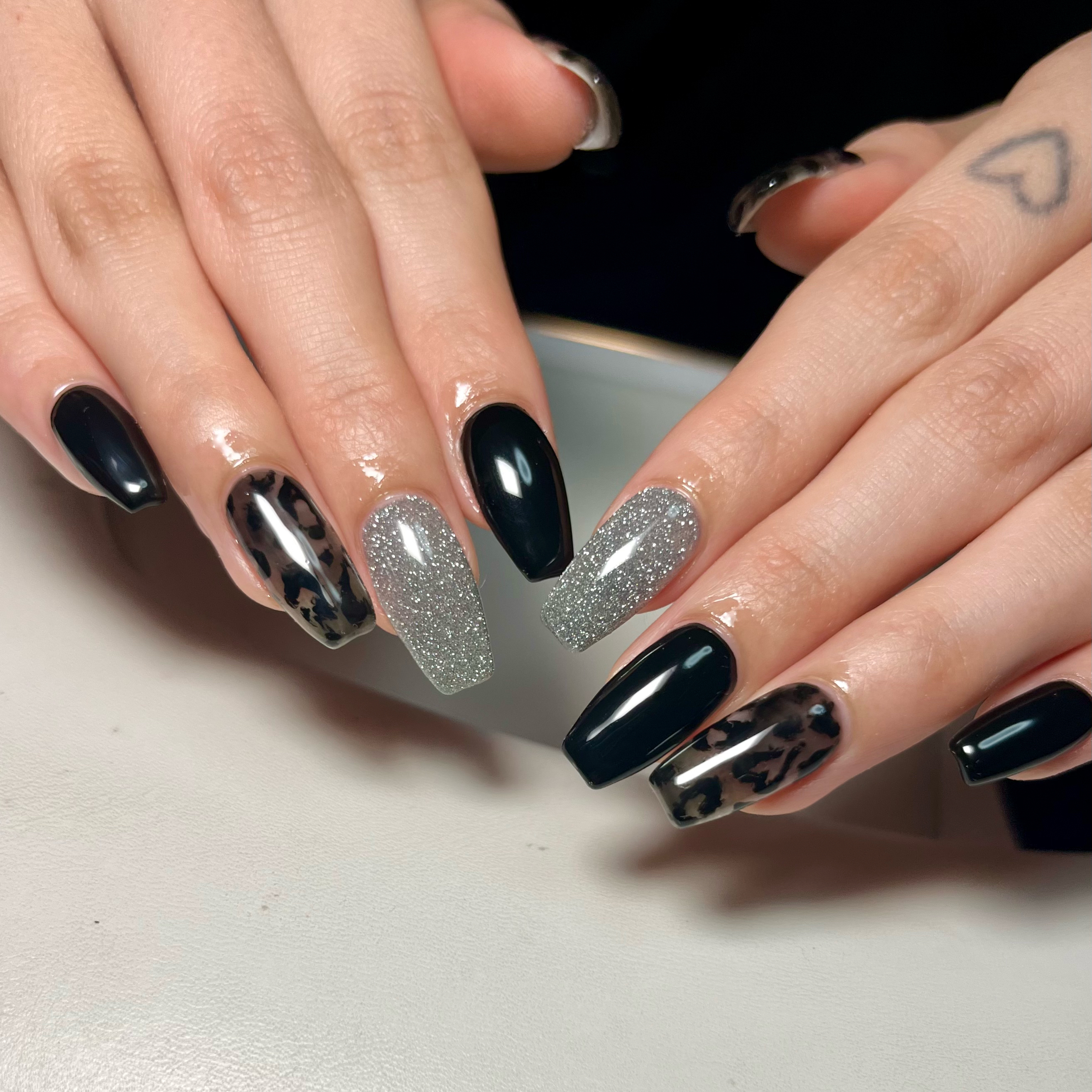 NailSalon_Amulet