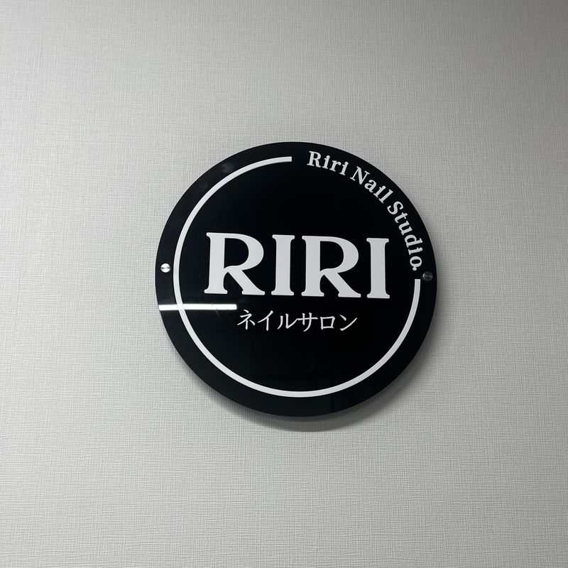 RiRi Nail Studio