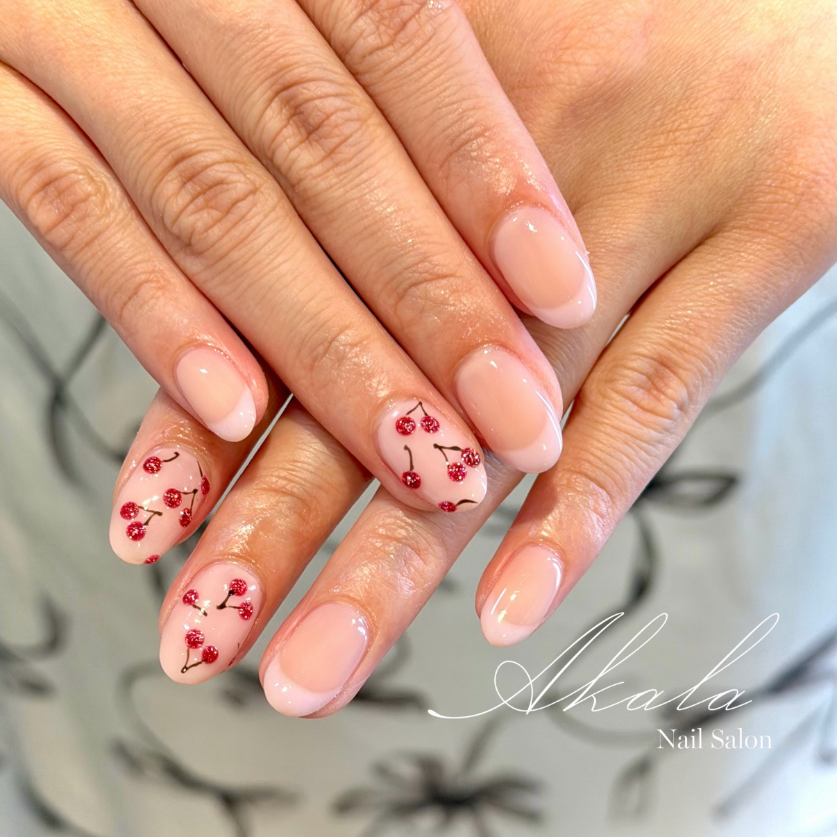 nailsalon_Akala