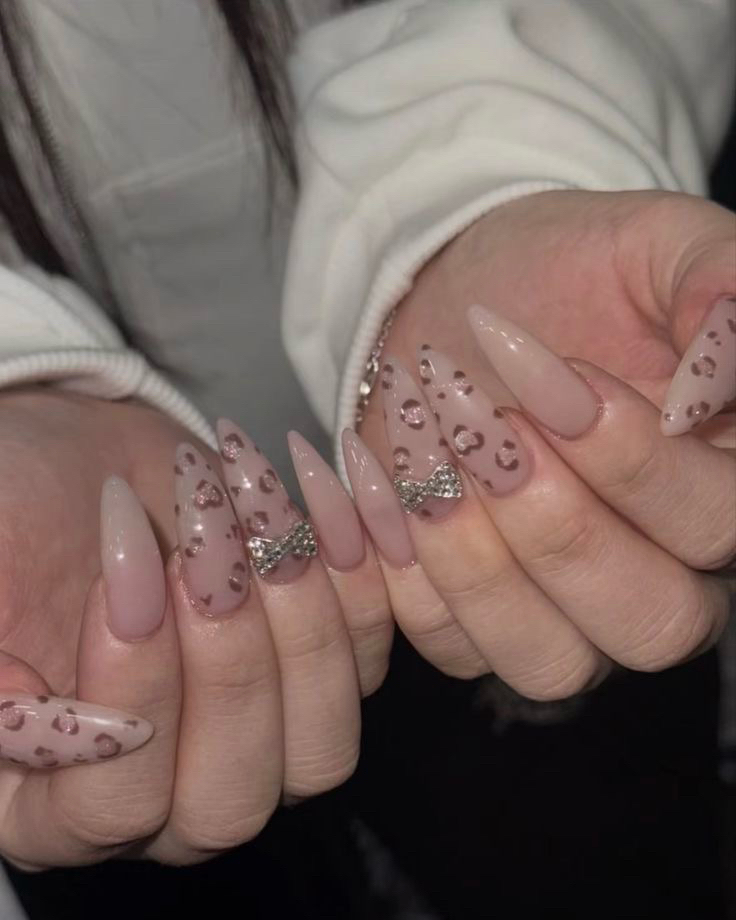 DIAMOND.NAIL.STUDIO