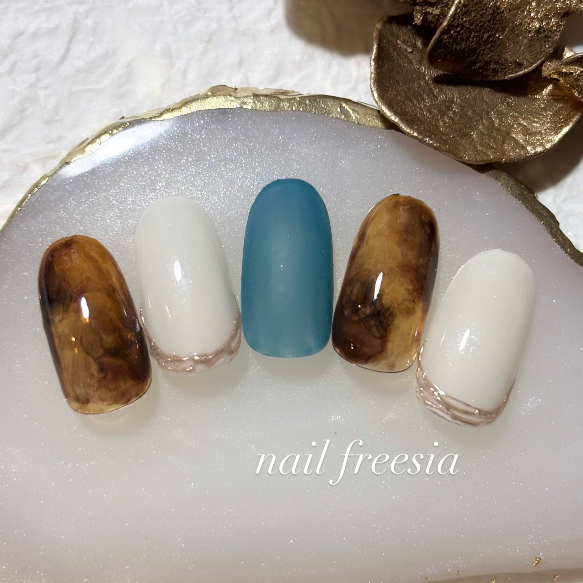 nail_freesia