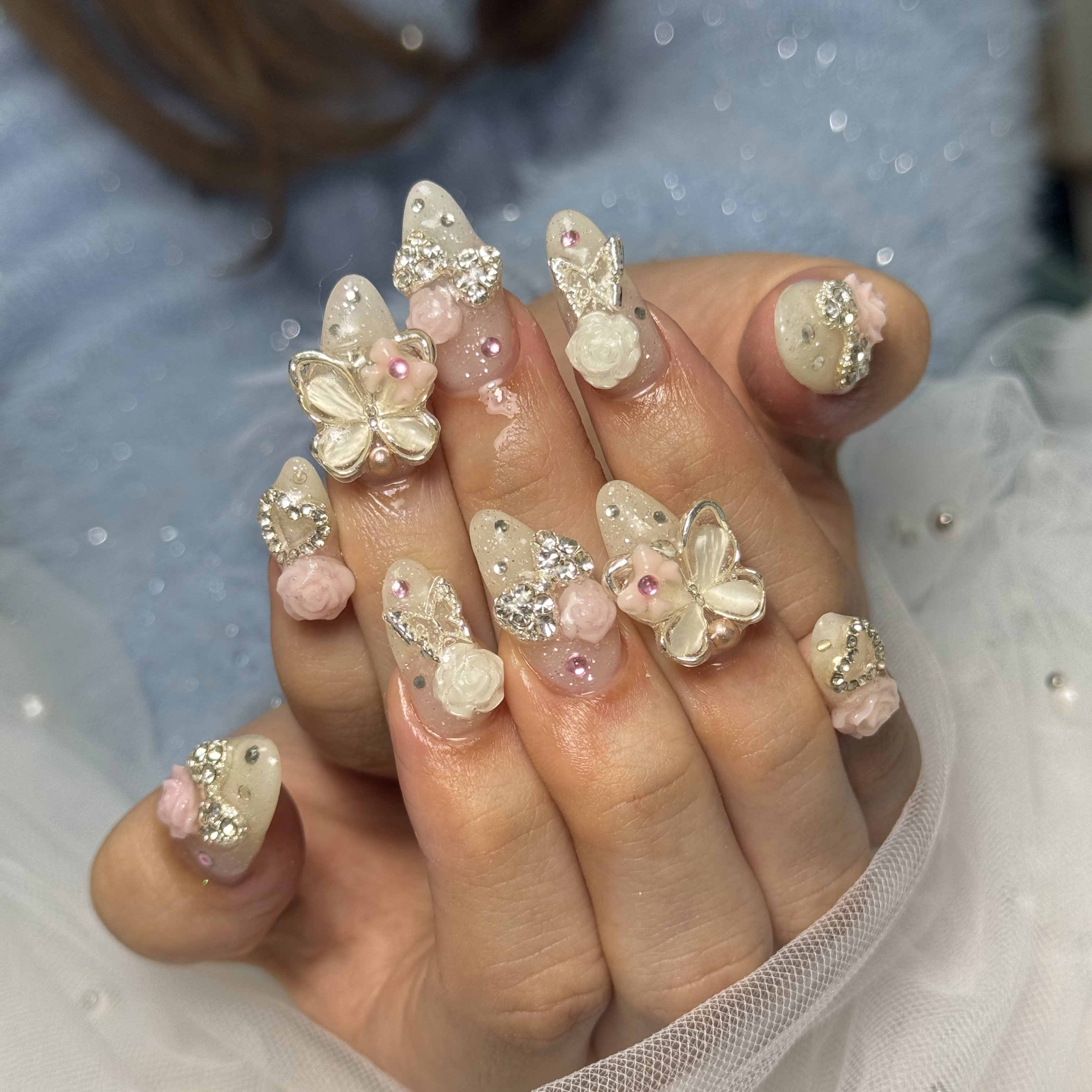 Moa_nail