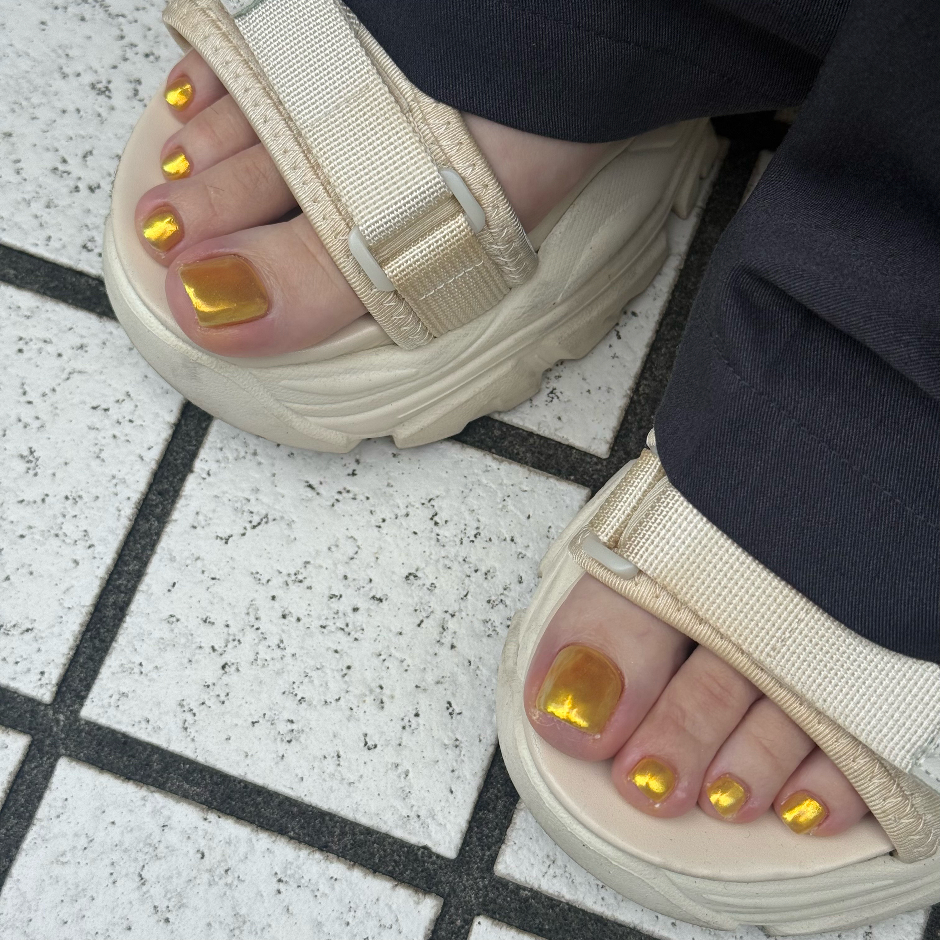 aki_k.nail