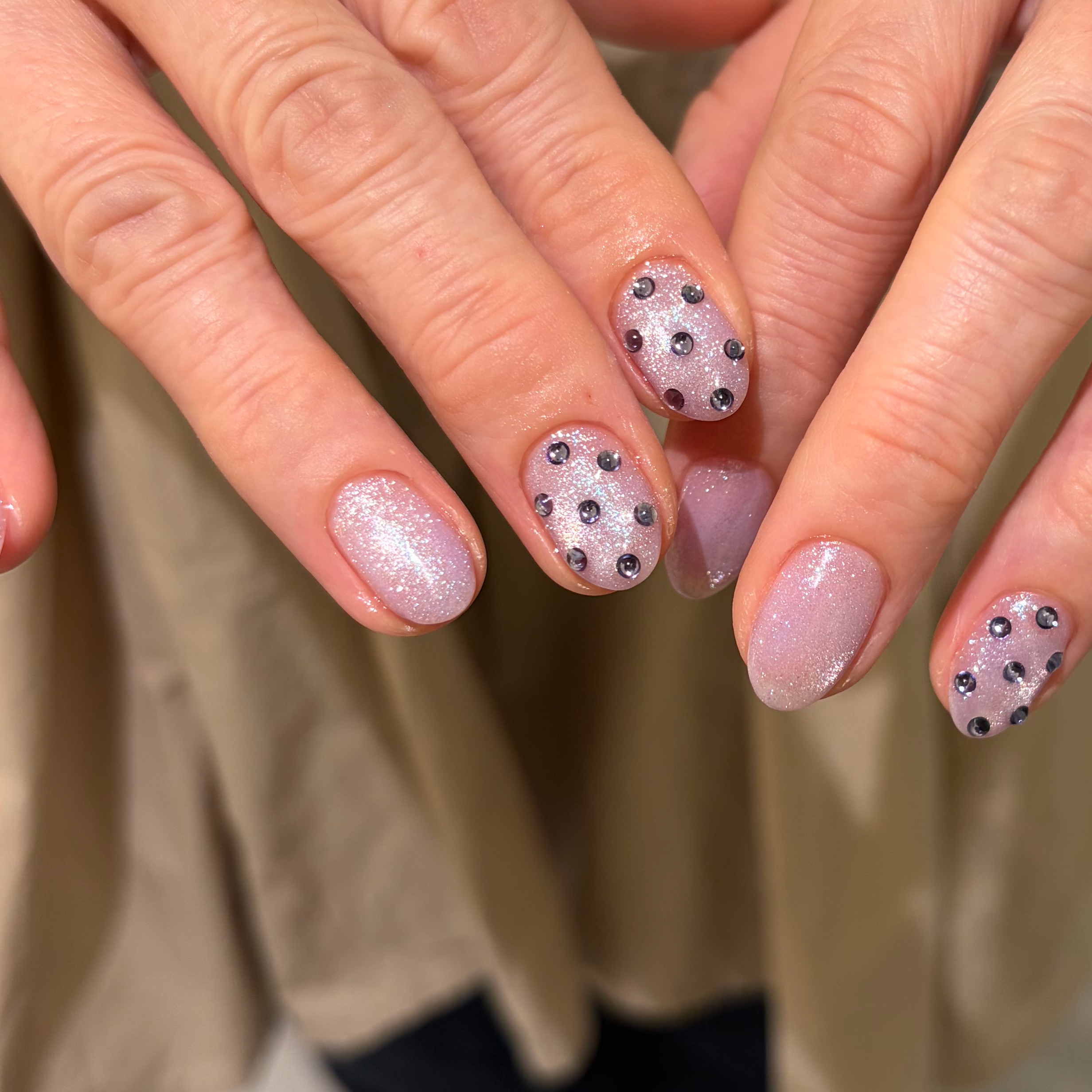 nail_hkr.