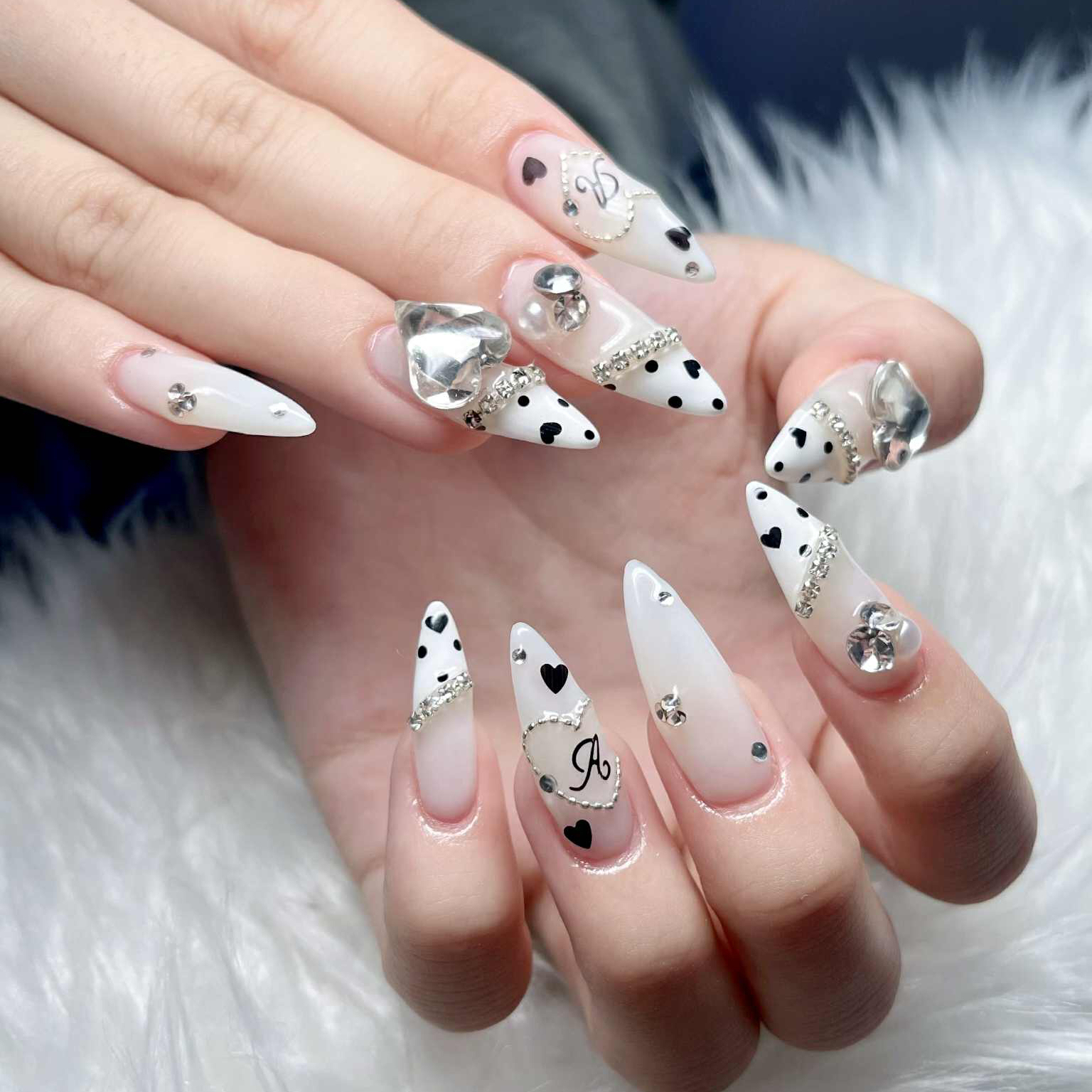 h.babynail_akaike