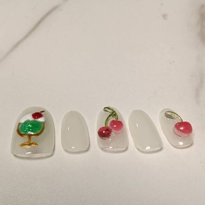 メロンソーダ
さくらんぼ🍒