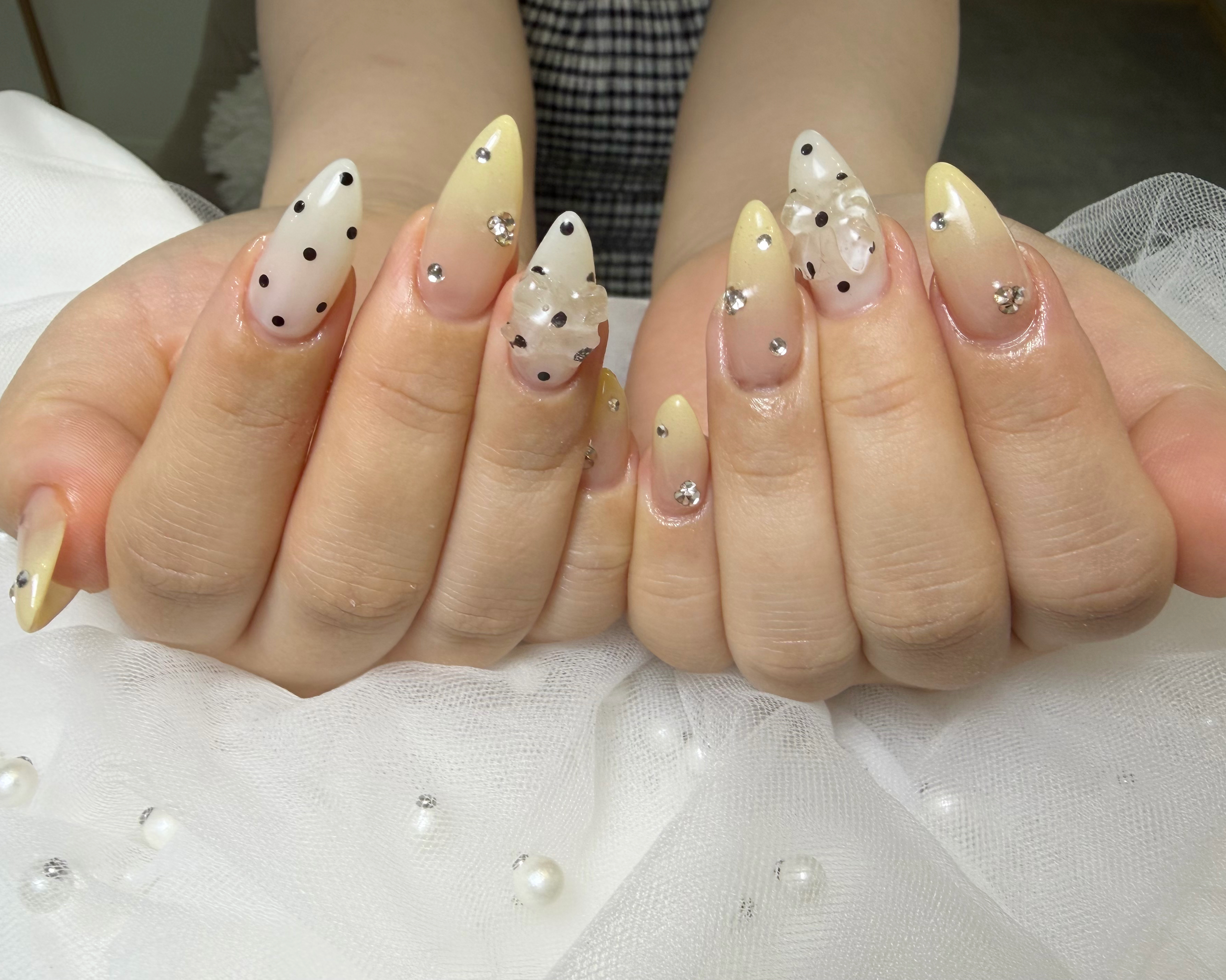 blanc.nail