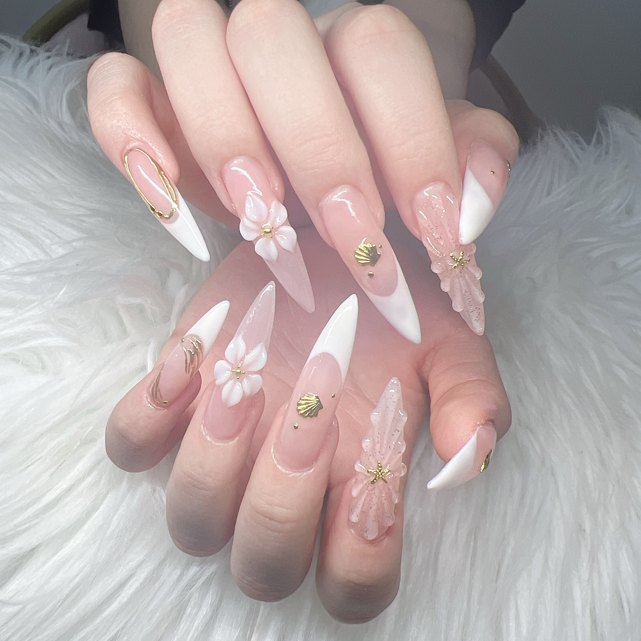 Lee_Nails