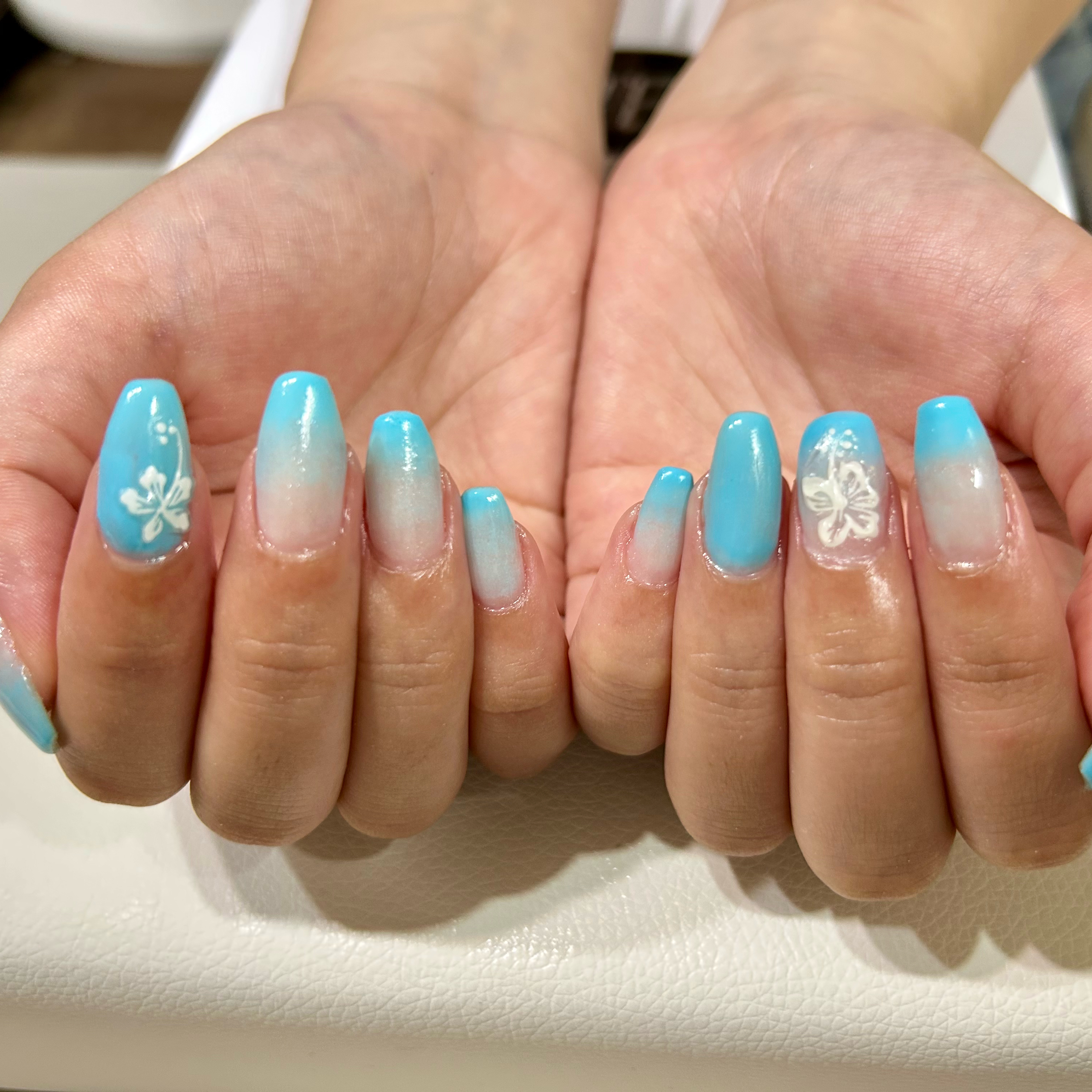 Ari_Peach