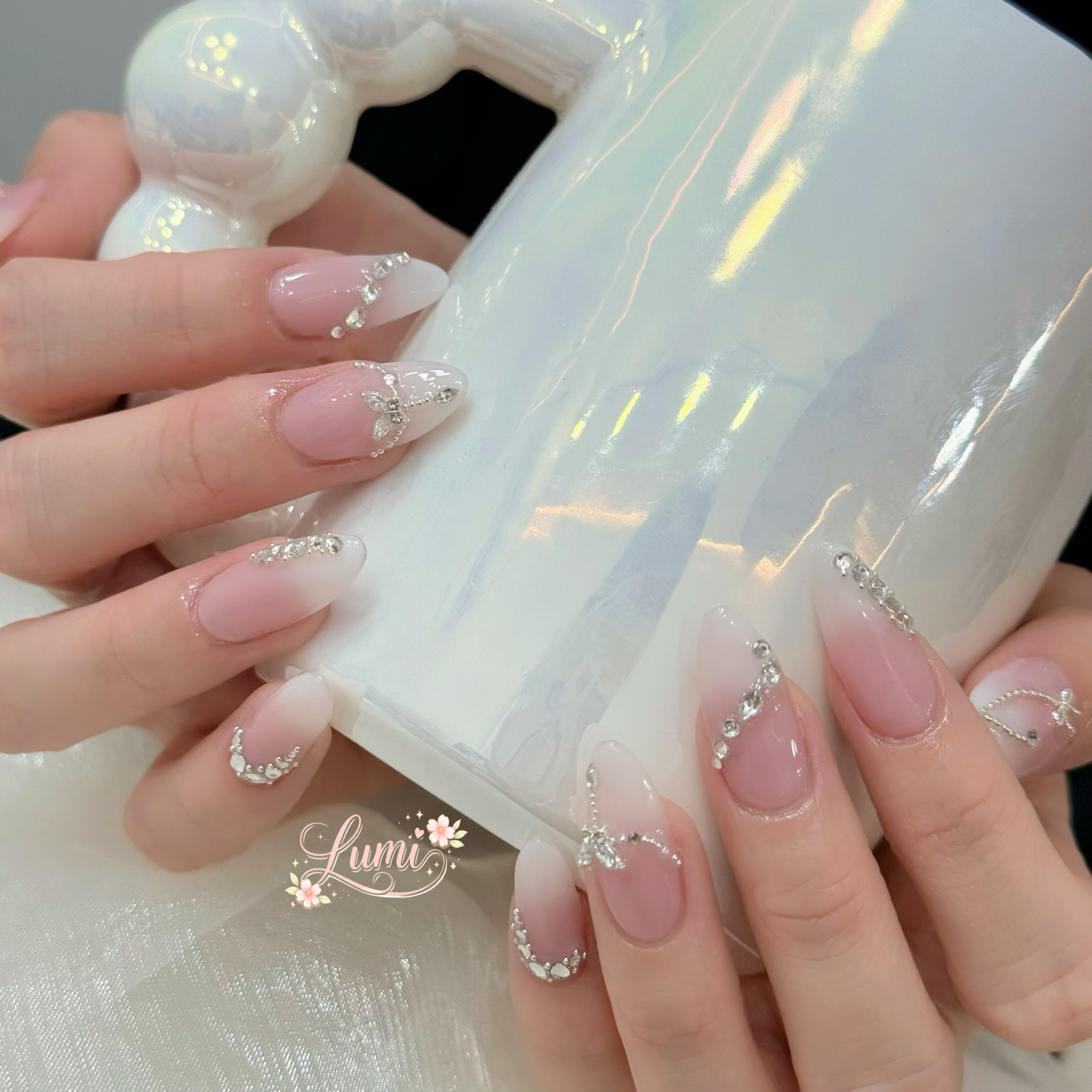 Lumi_AnAnNail
