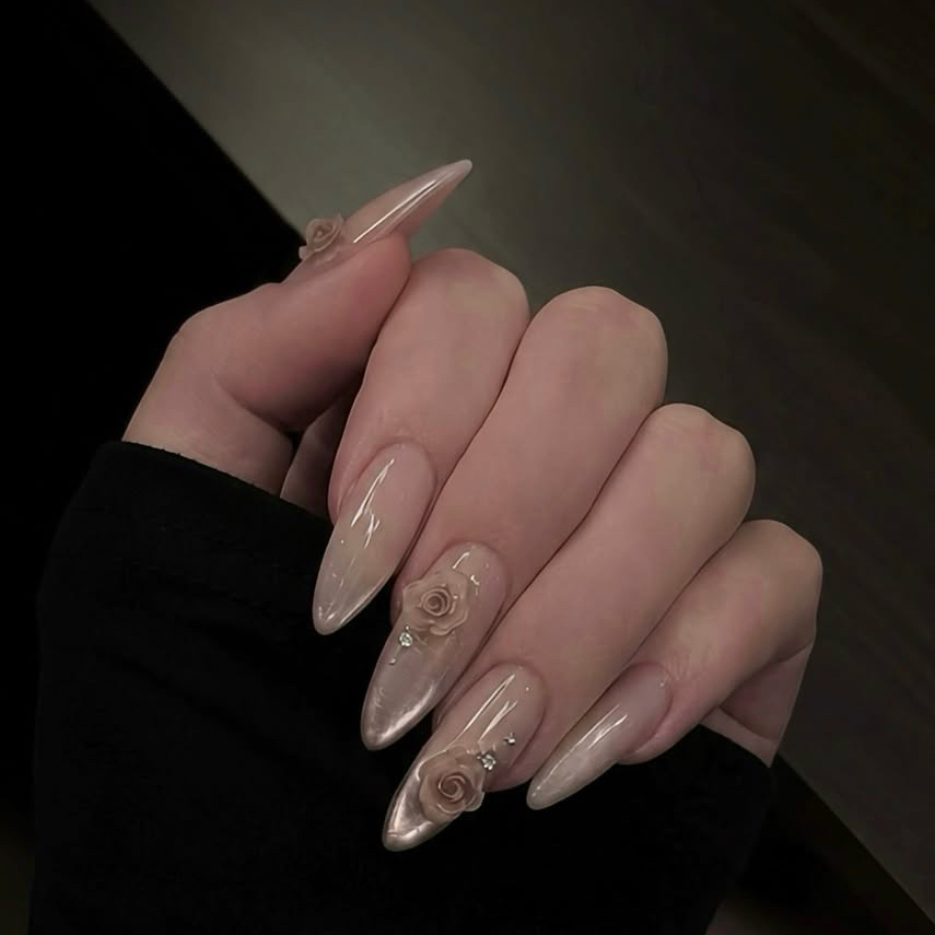 nailAn