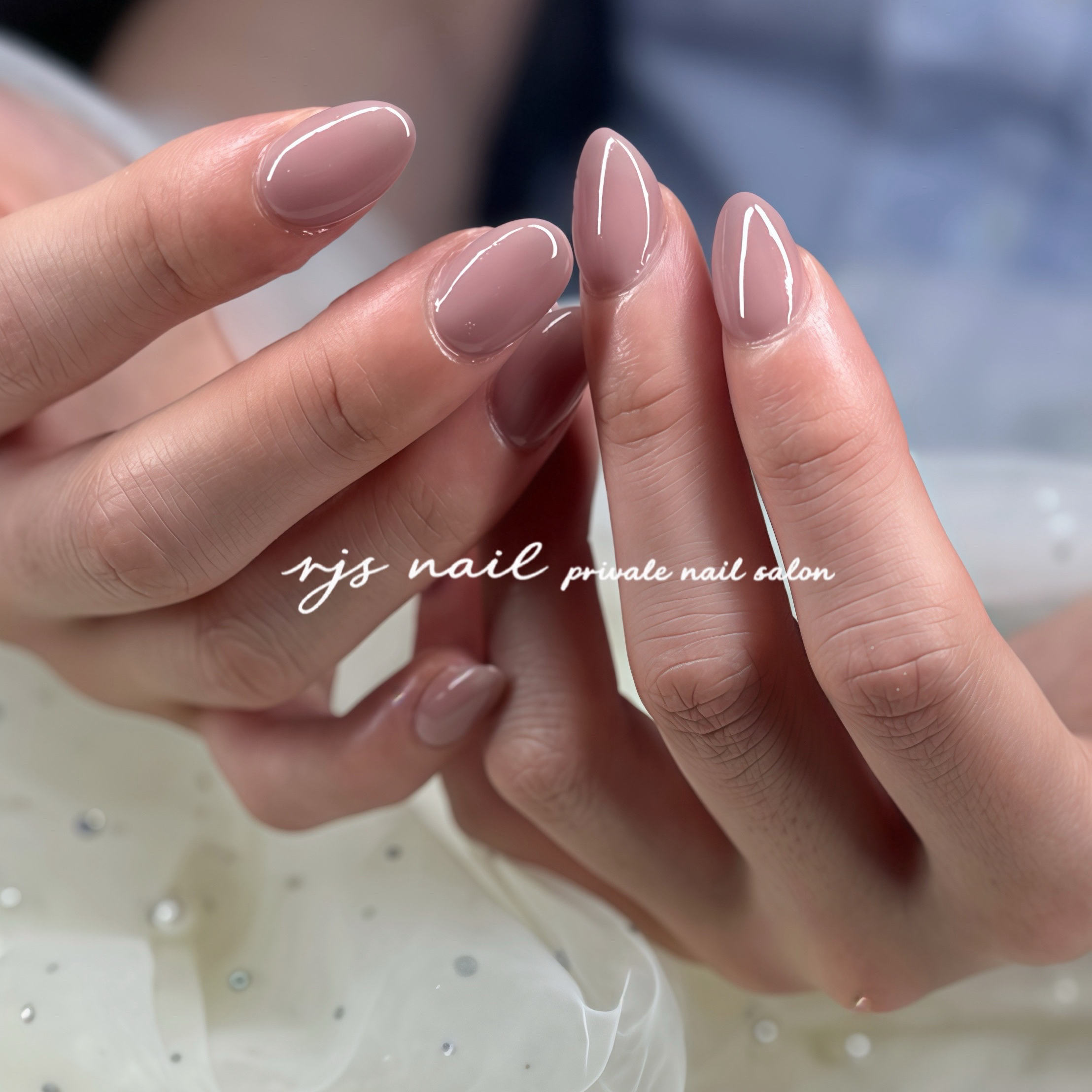 R.J.S.nail