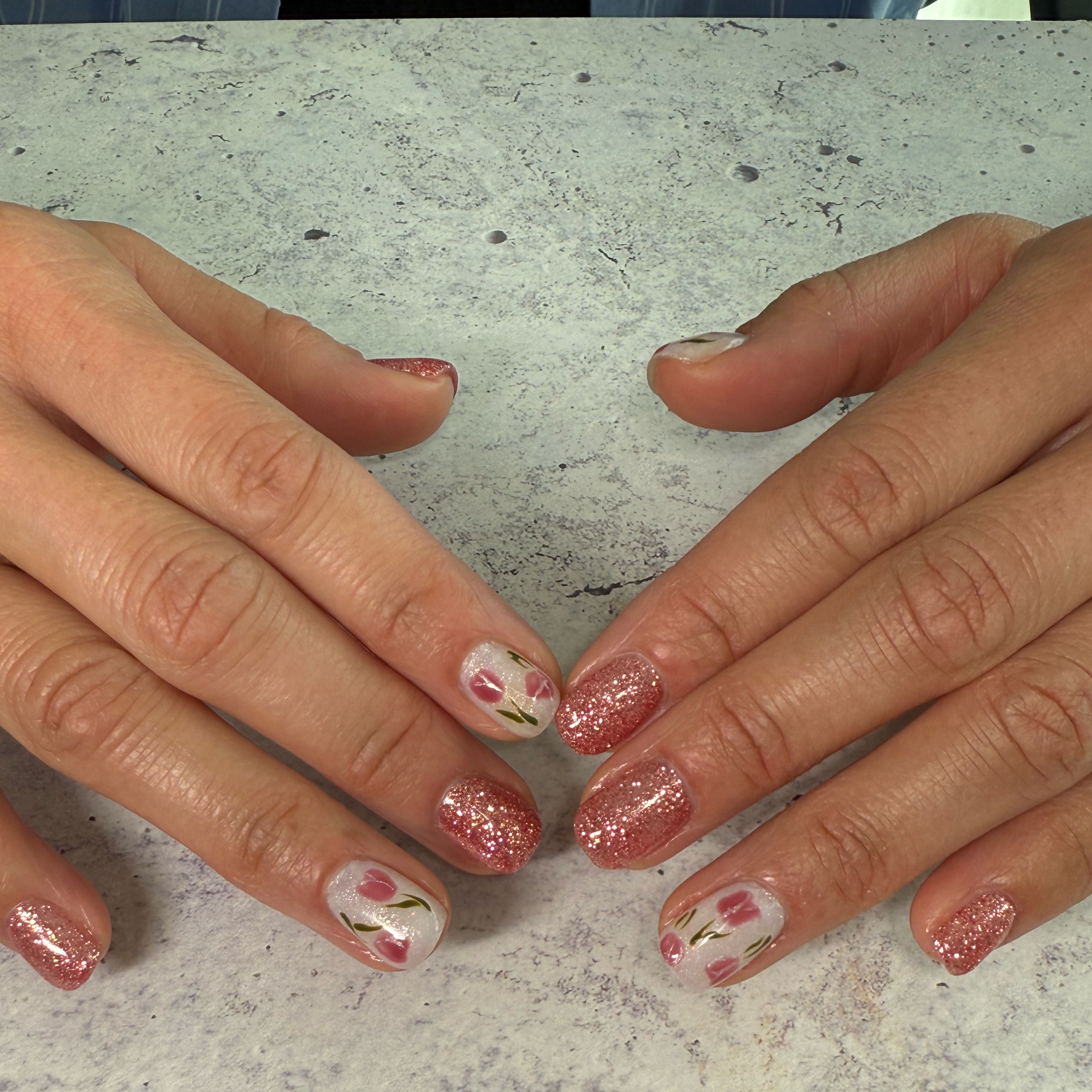 Nail975