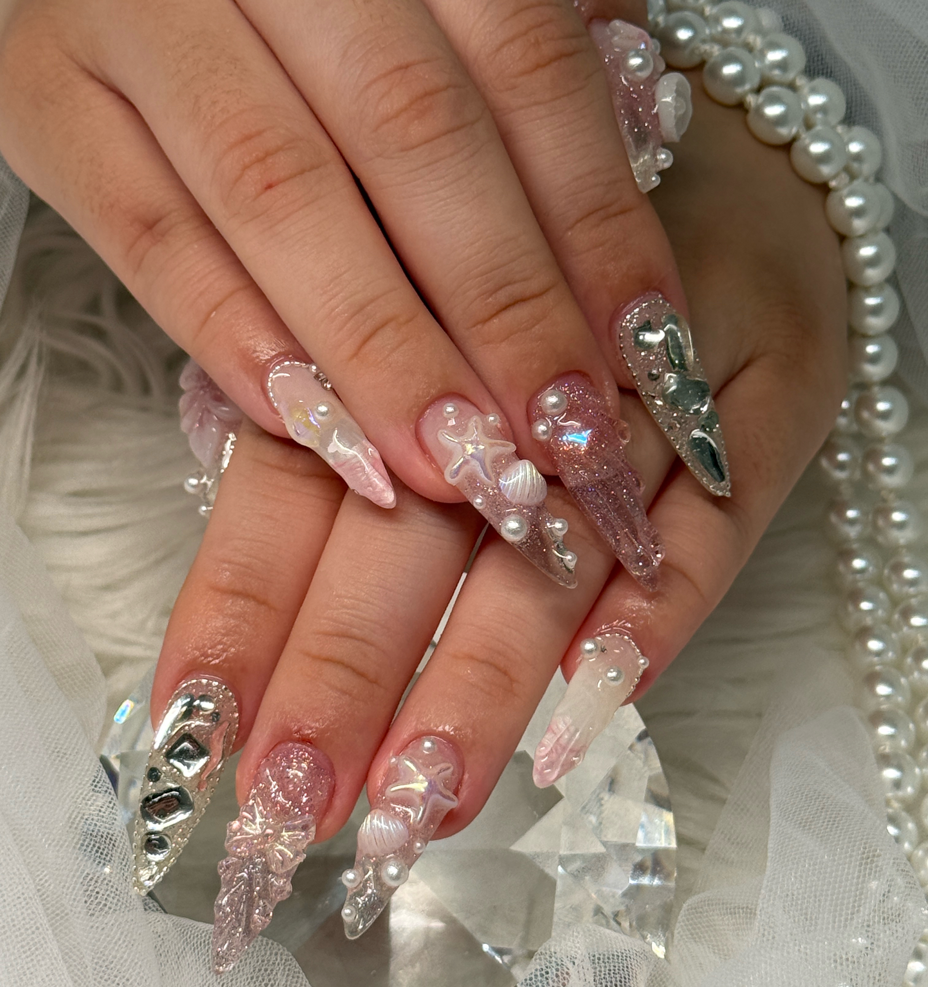 Mi.nail.Momoko