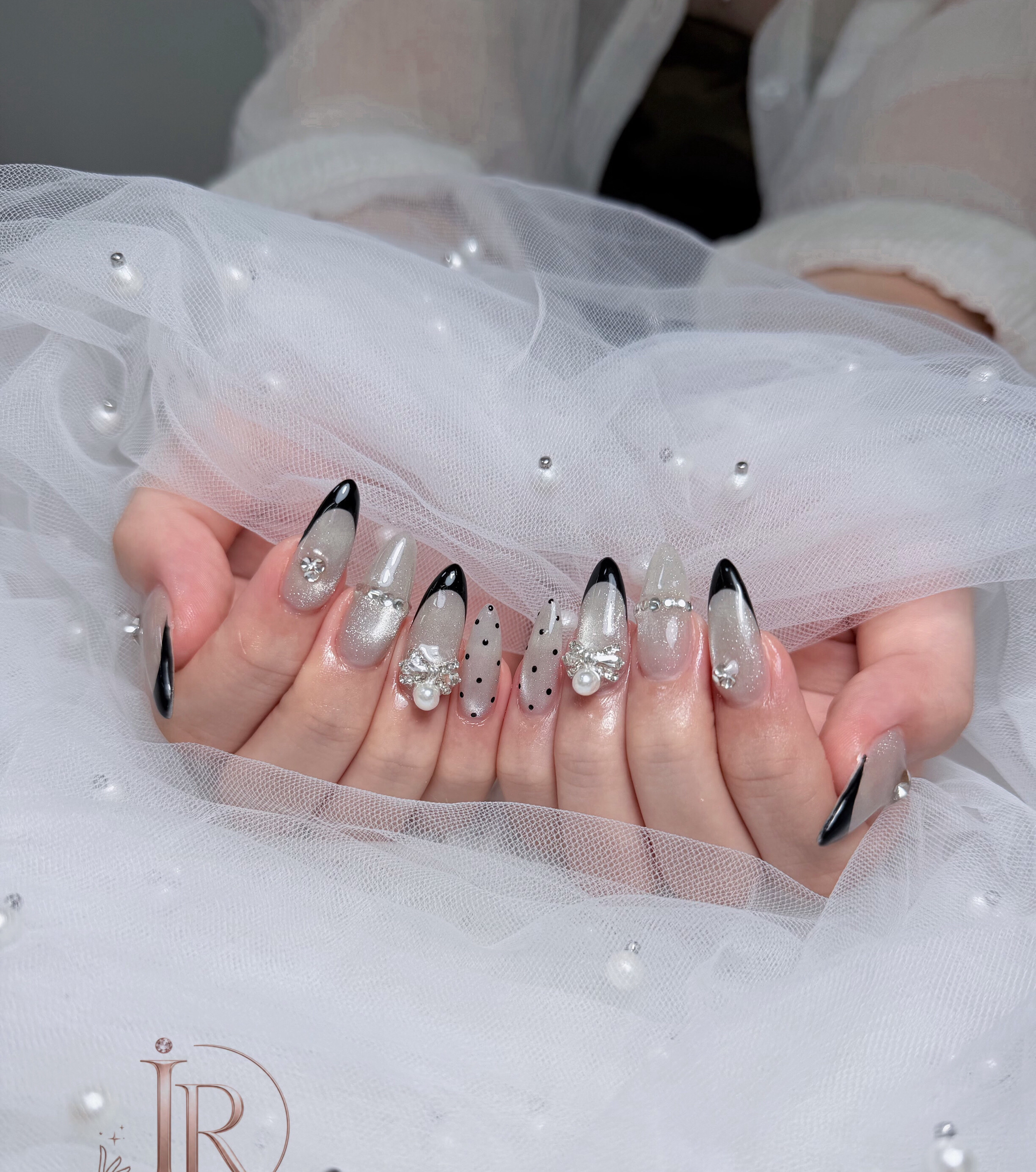 Iro.nail.