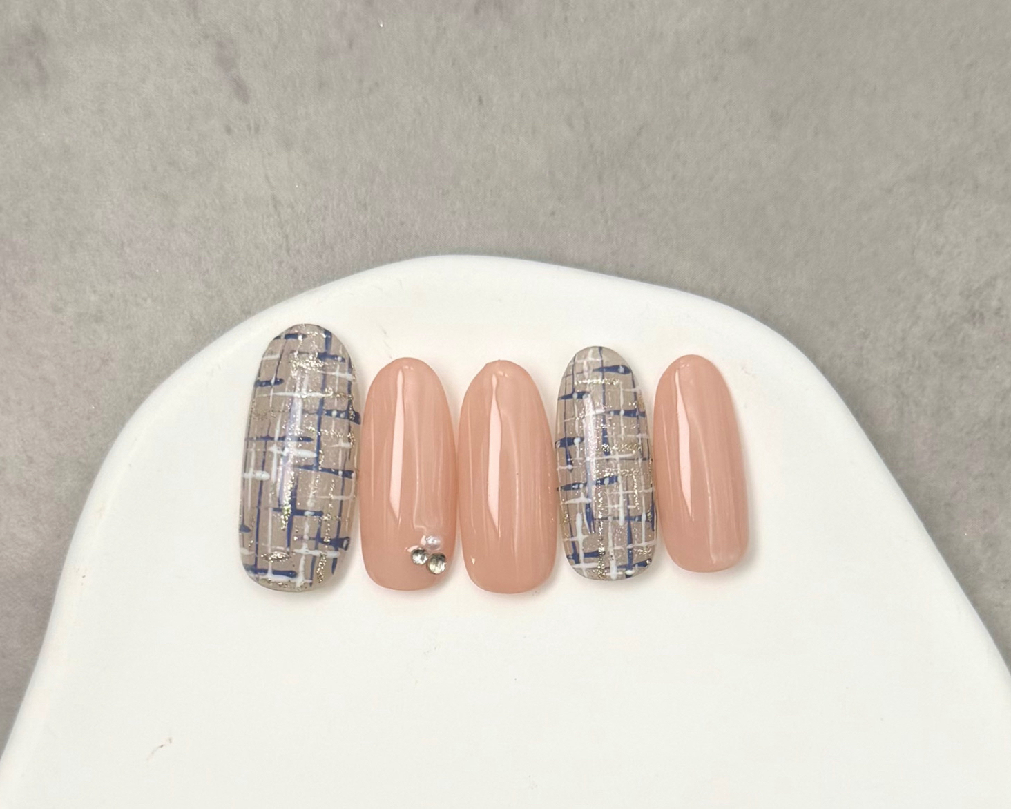 NAILSALON_Kanalis