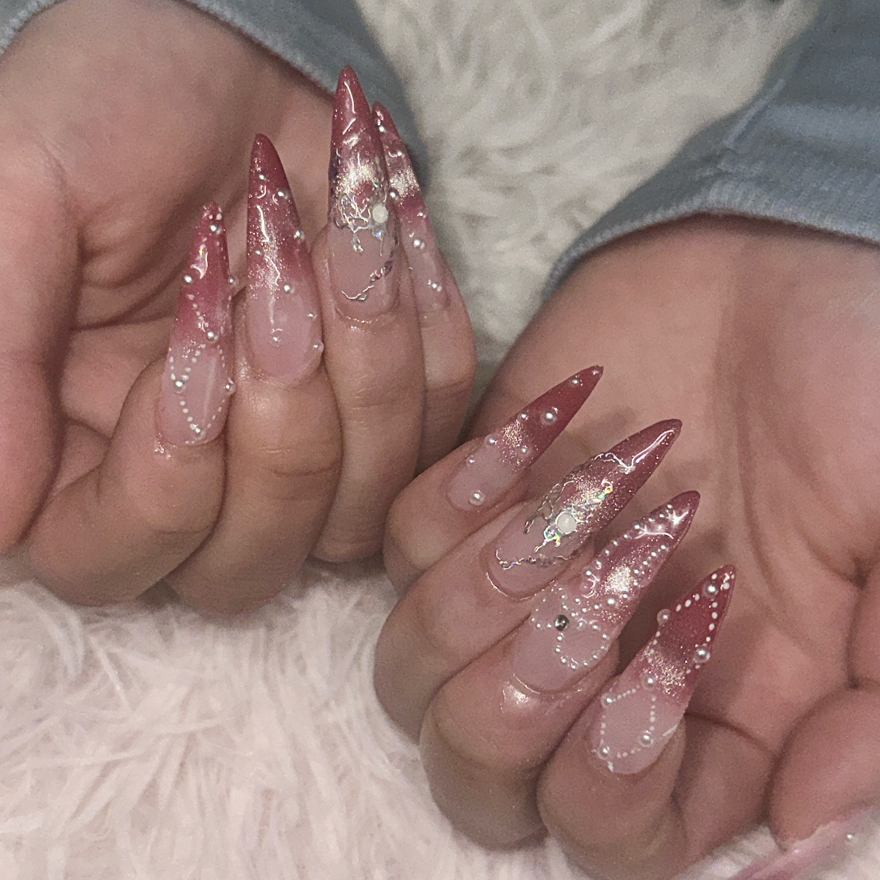 llai_nail