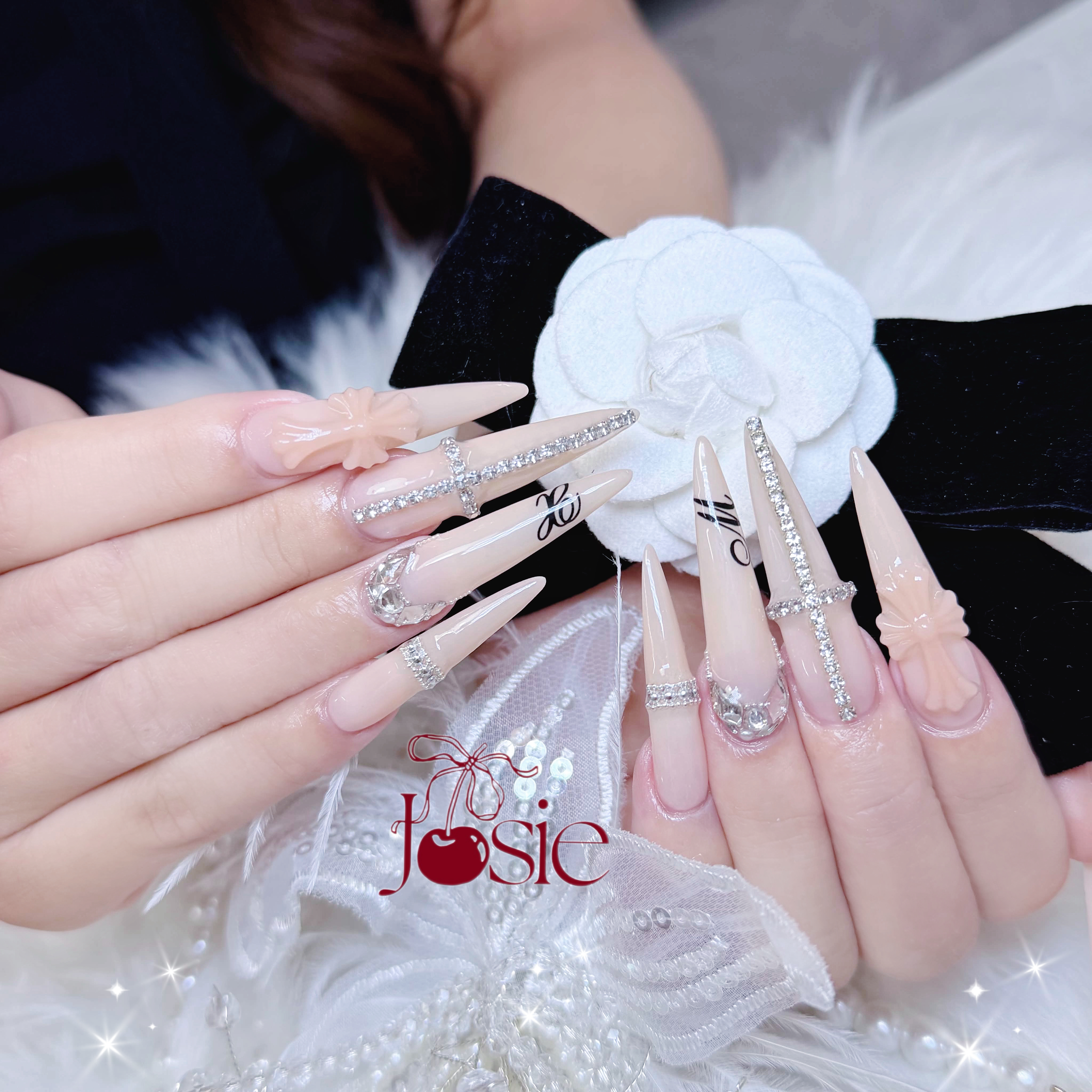 Anna_josie.nail