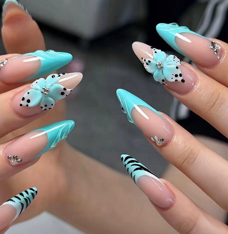 Kimis_Nail