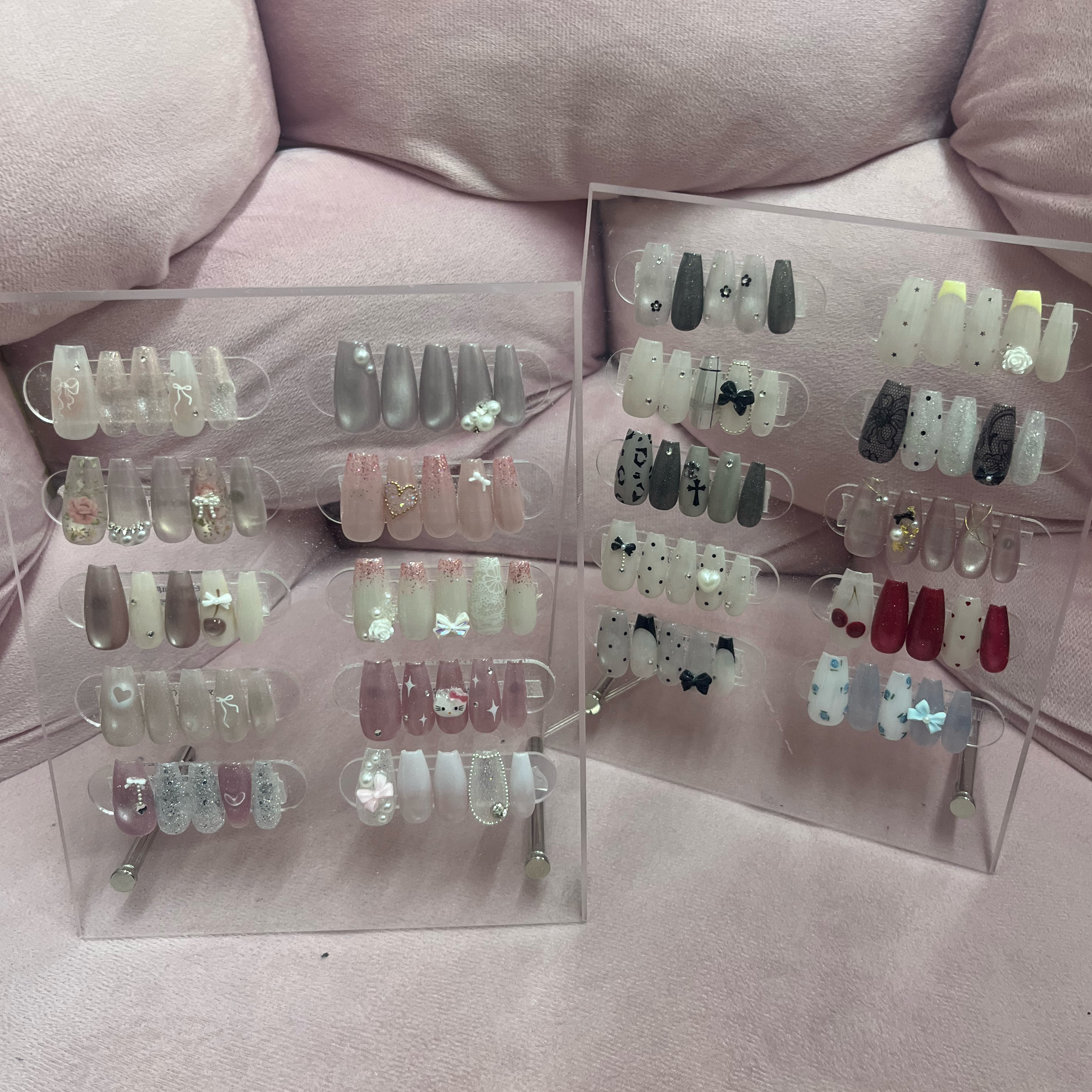 Nail_tomi