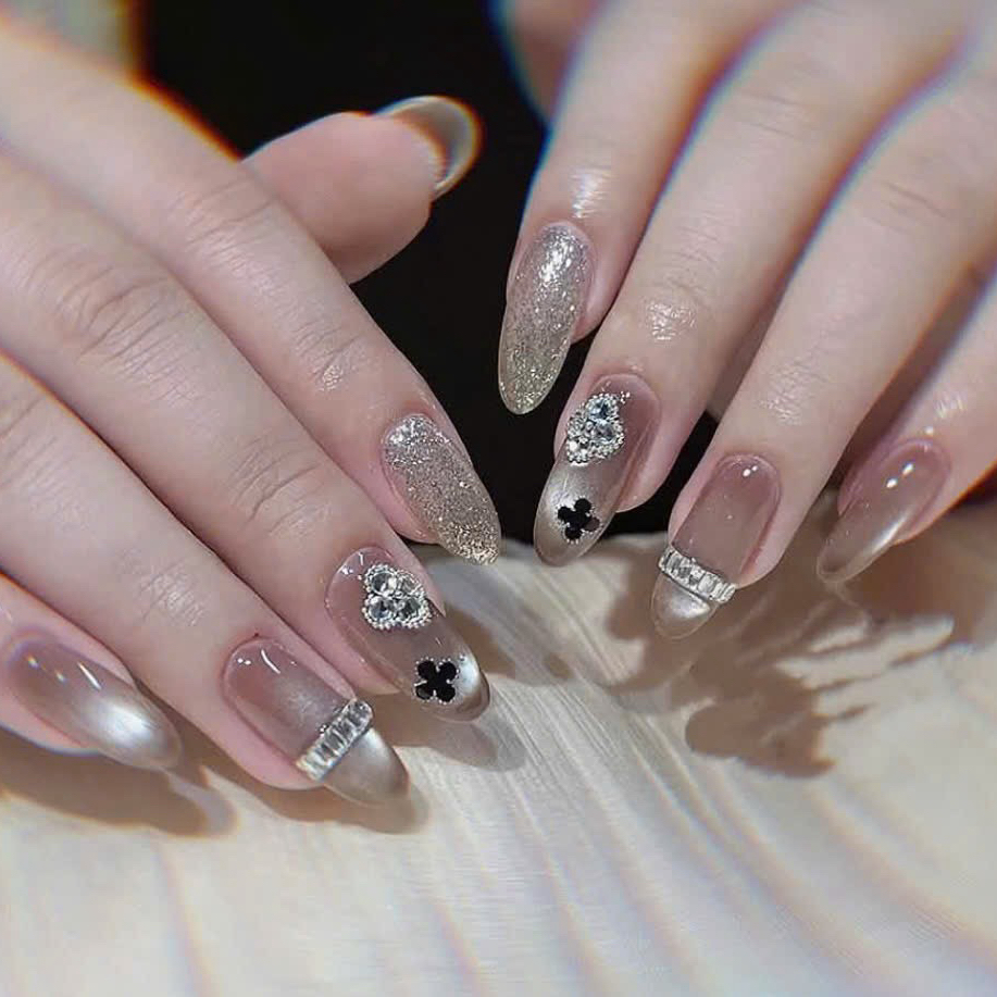 hihi_nail