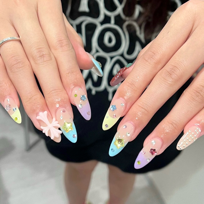 nail_8llna