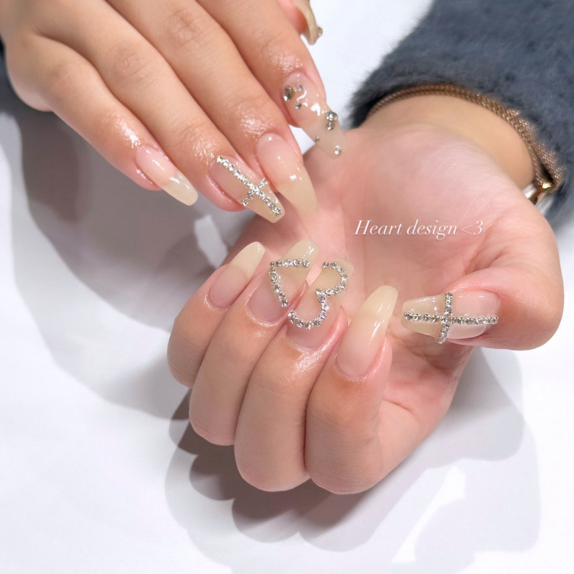 nail_by.mari