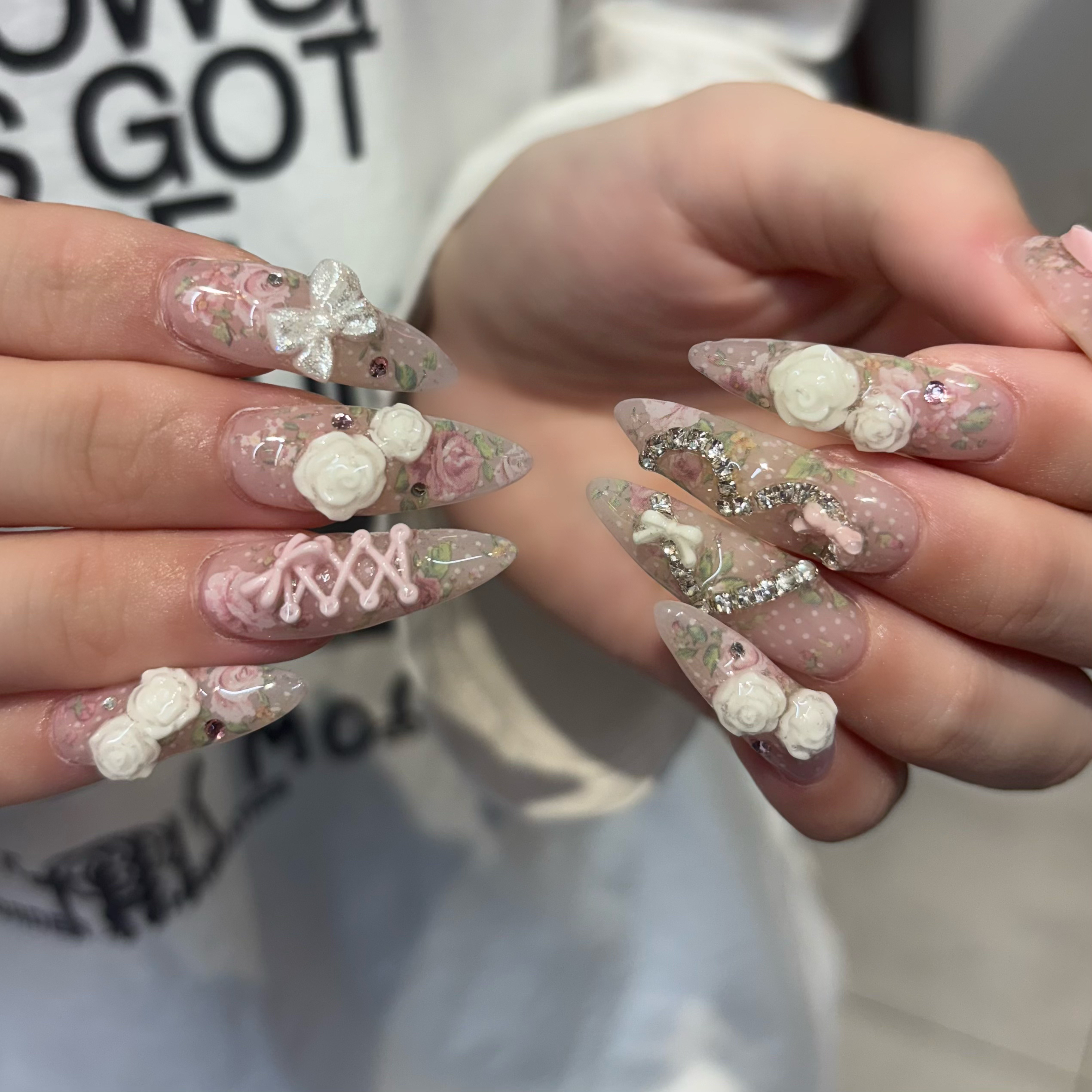 nail_yua_MURE