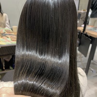 カット＆弱酸性縮毛矯正👩🏻✨✨
