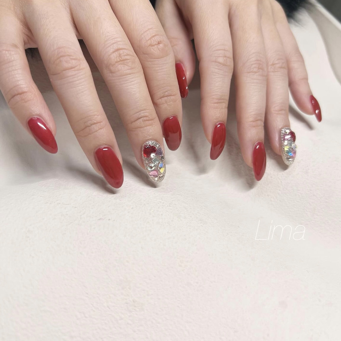 Lima__nail