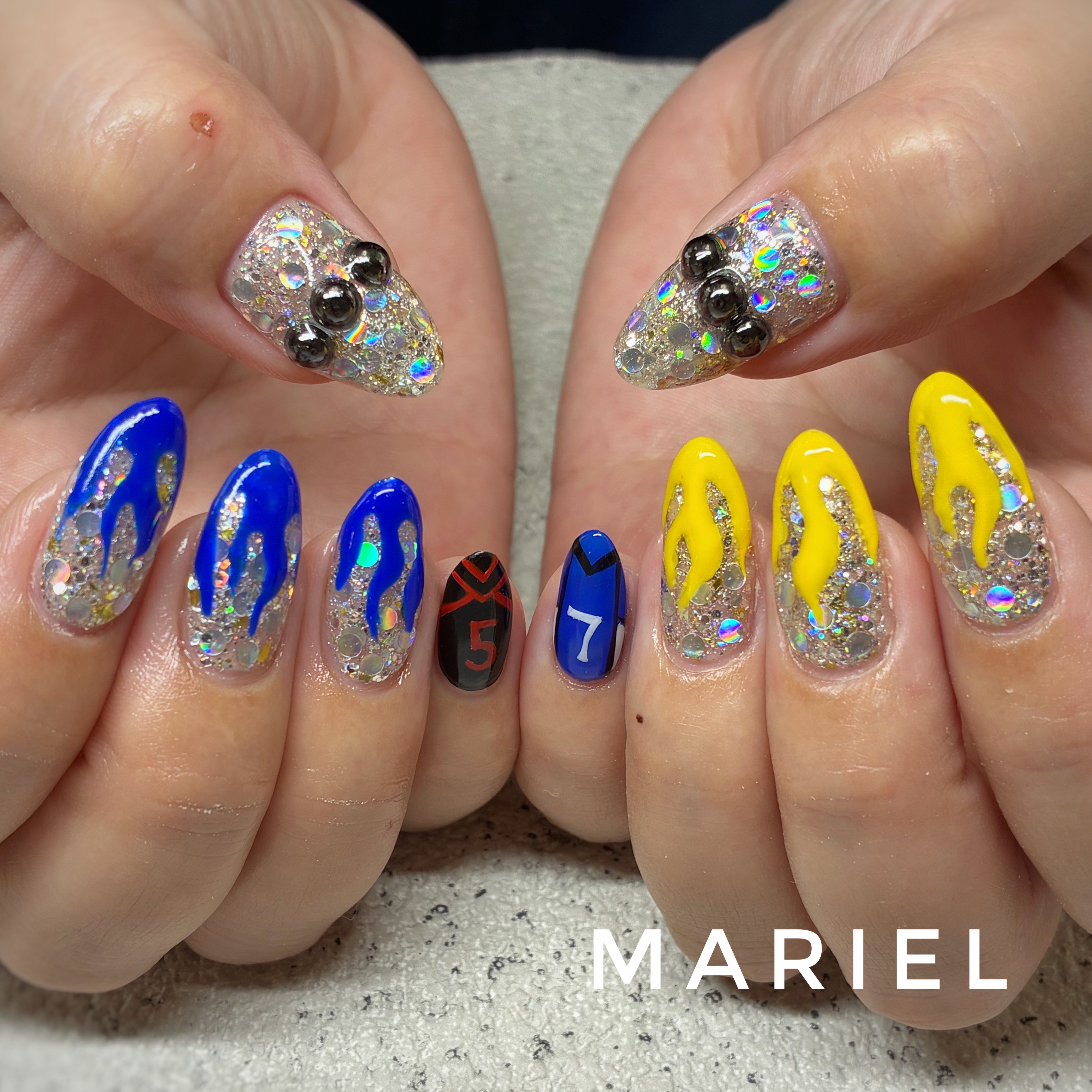 Nail_mariel