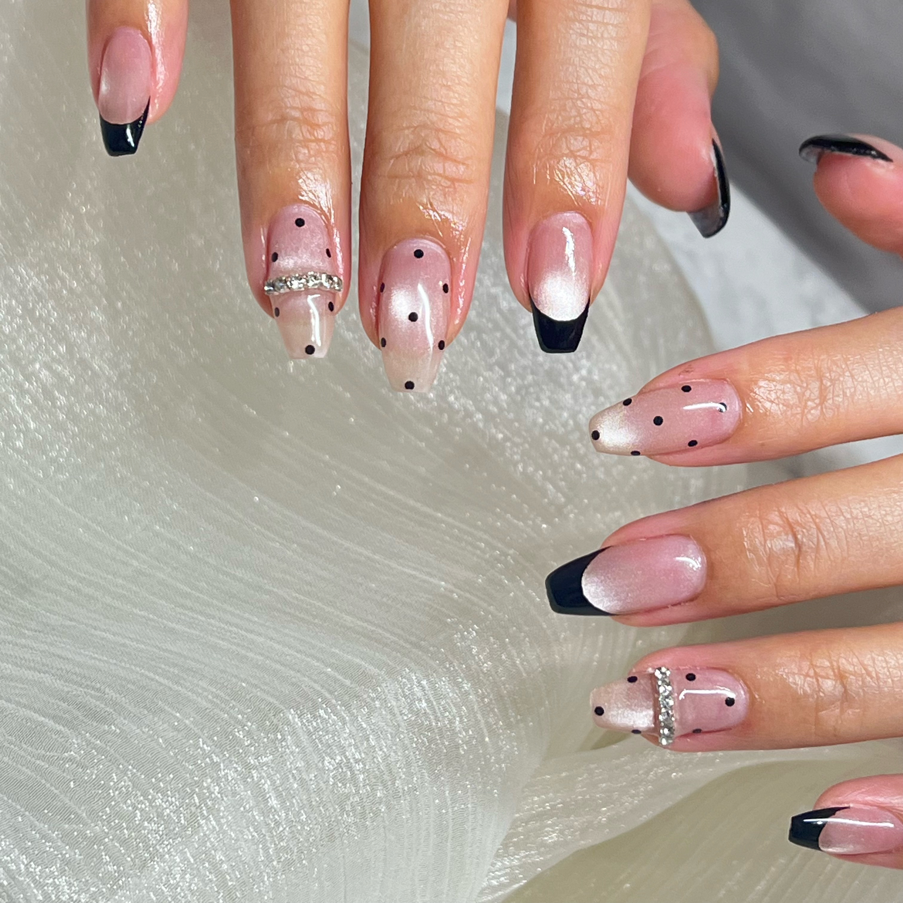 _emi._nail